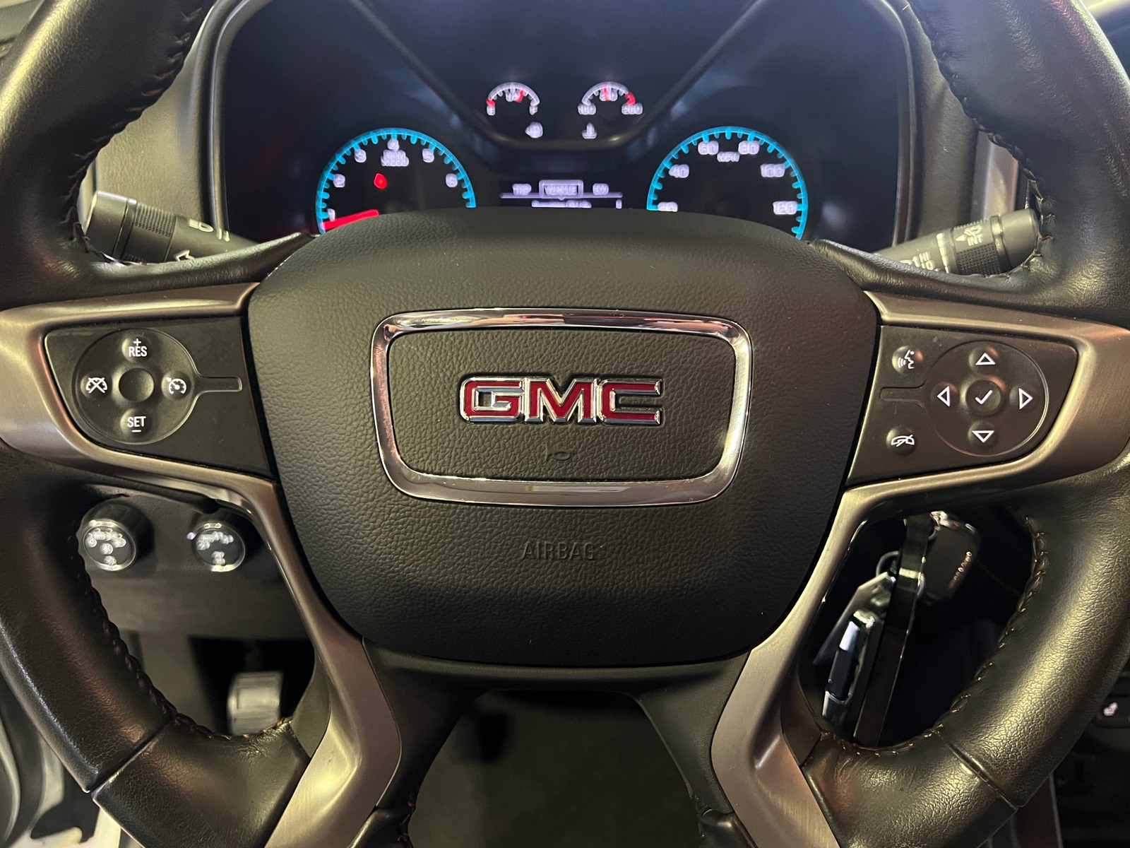Thumbnail: 2022 GMC Canyon - 5