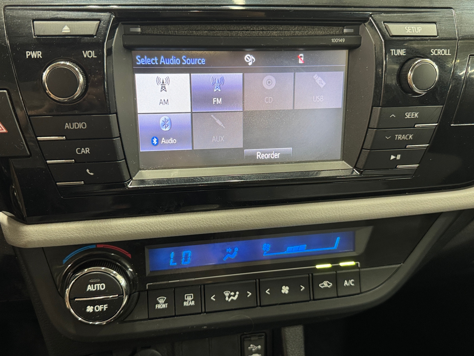 Thumbnail: 2014 Toyota Corolla - 4