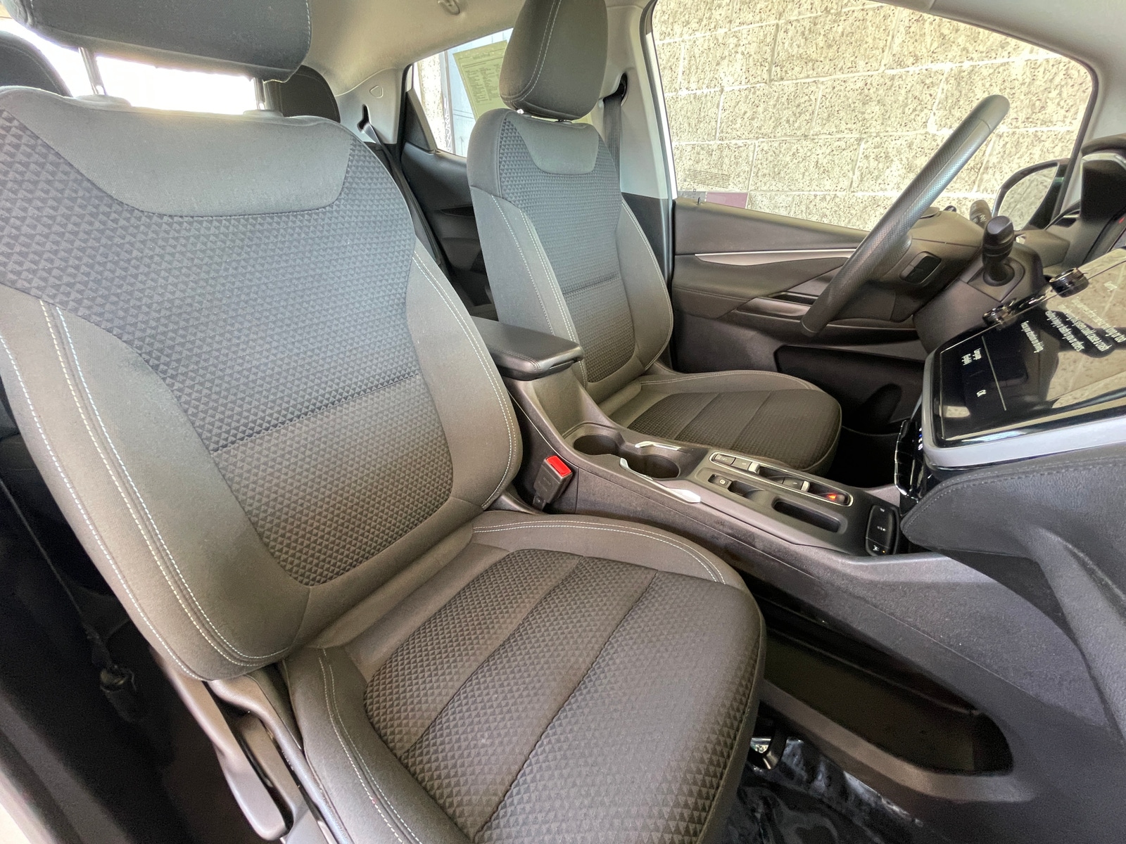 Thumbnail: 2023 Chevrolet Bolt EV - 2