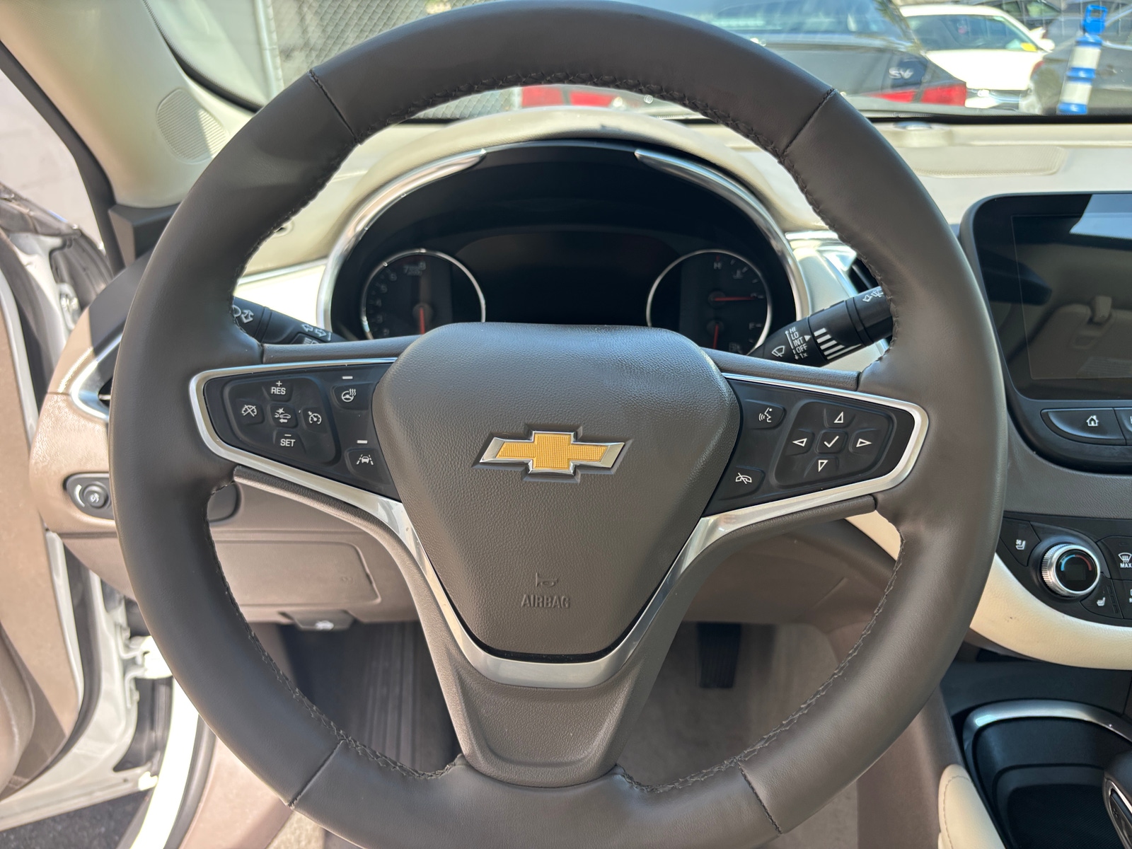 Thumbnail: 2024 Chevrolet Malibu - 5