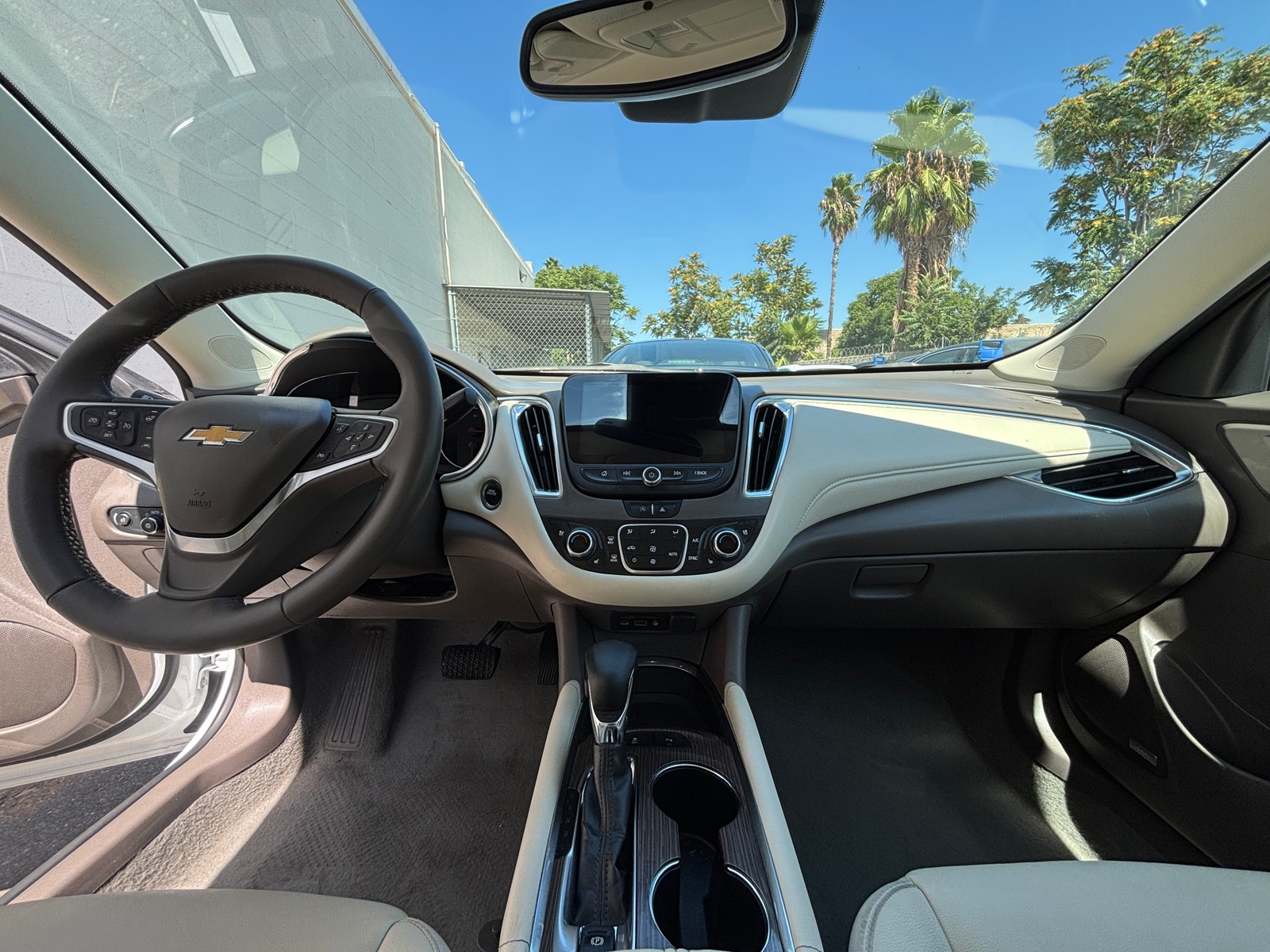 Thumbnail: 2024 Chevrolet Malibu - 3