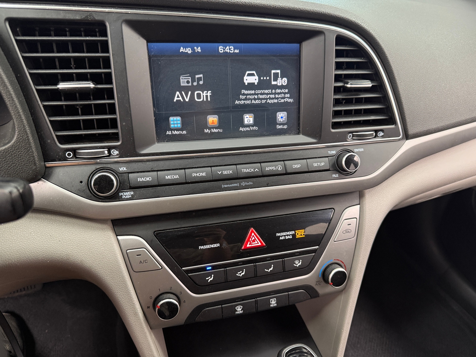 Thumbnail: 2018 Hyundai Elantra - 4