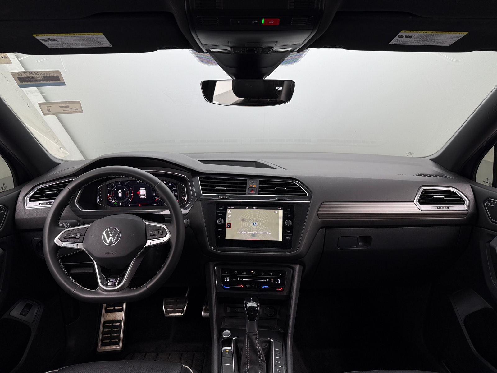 Thumbnail: 2023 Volkswagen Tiguan - 2