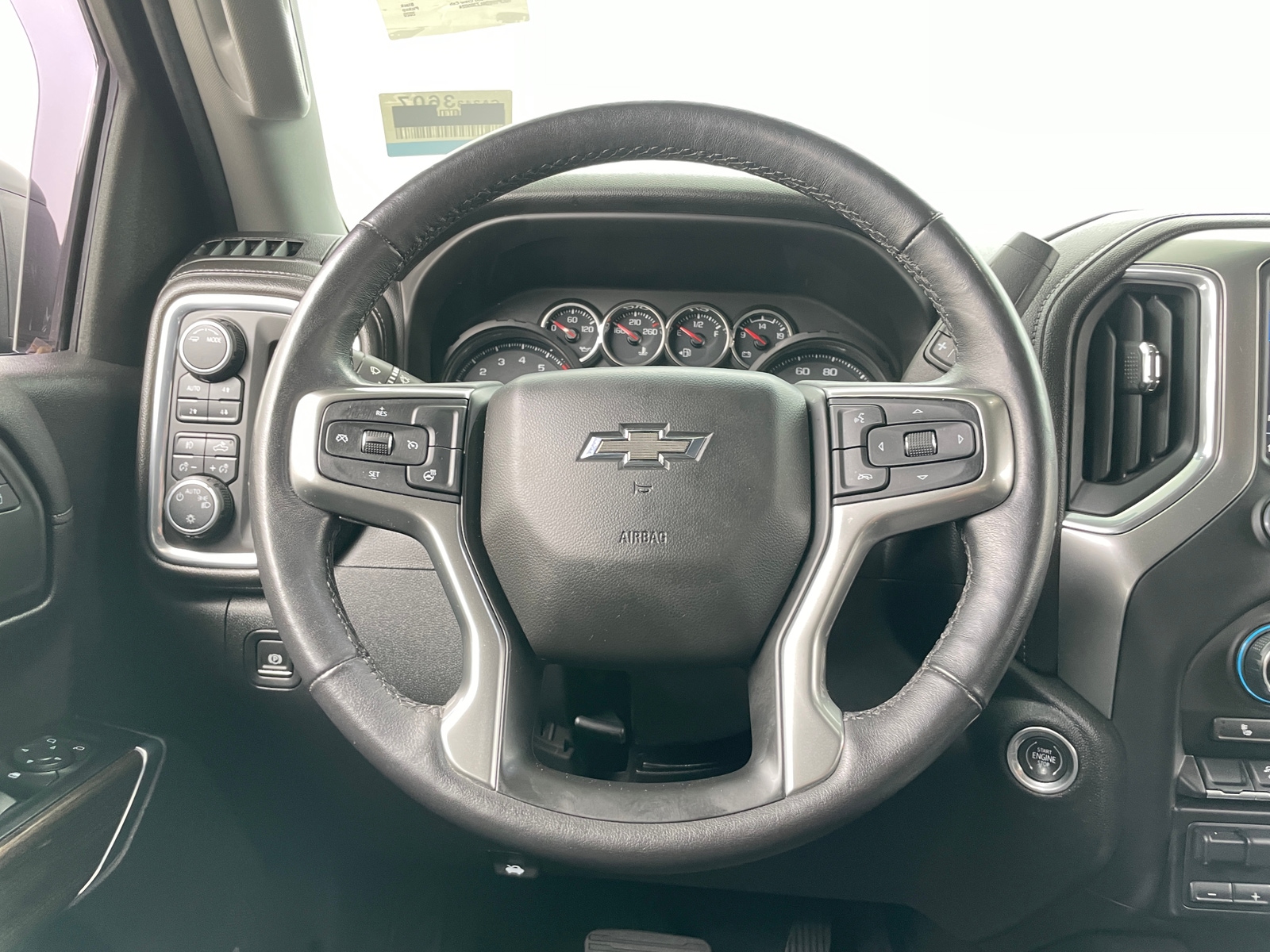 Thumbnail: 2020 Chevrolet Silverado 1500 - 5