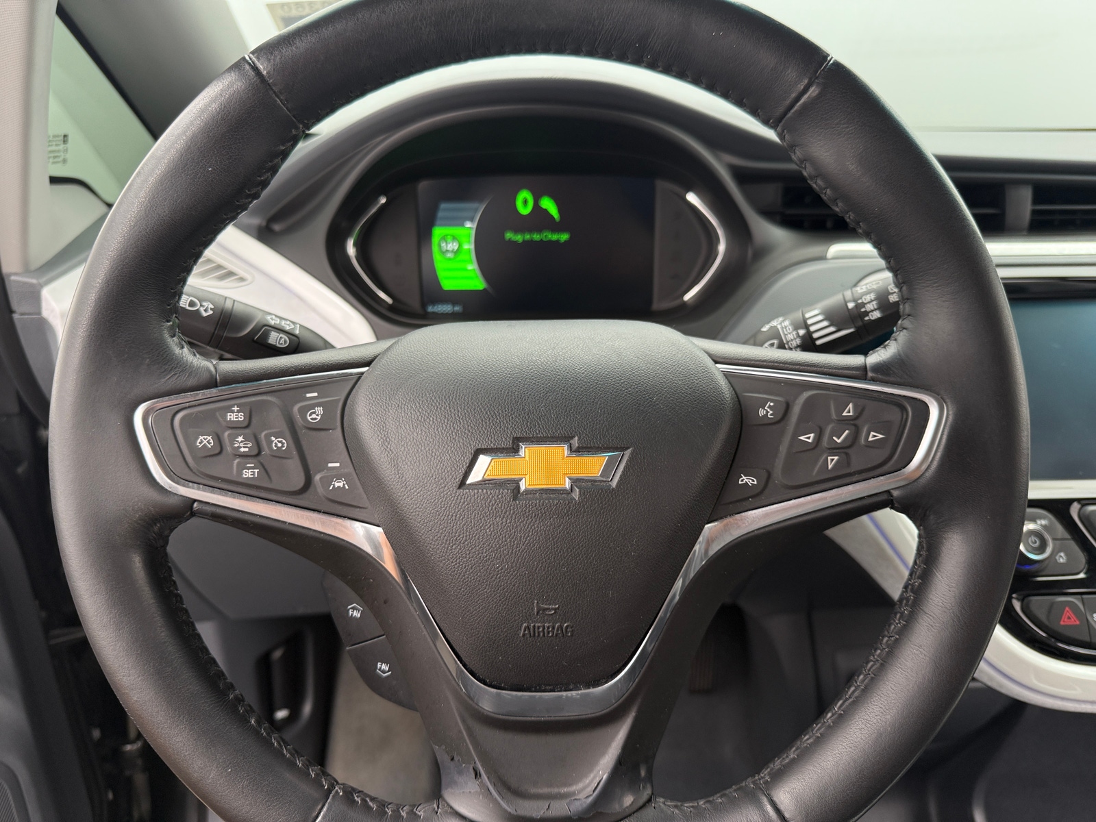 Thumbnail: 2019 Chevrolet Bolt EV - 4