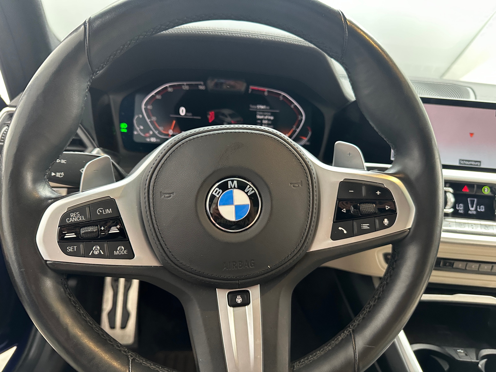 Thumbnail: 2019 BMW 3 Series - 4