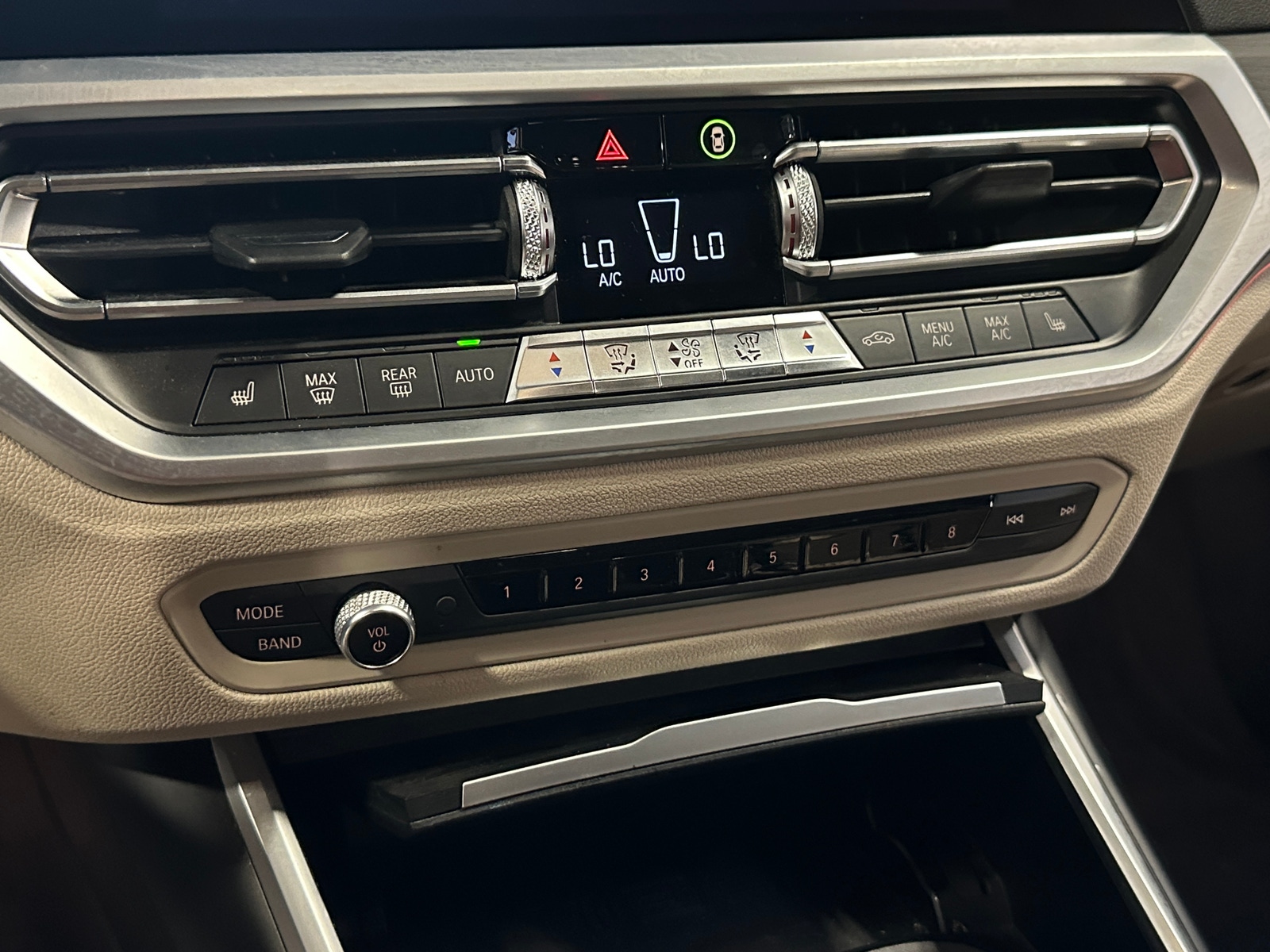 Thumbnail: 2019 BMW 3 Series - 3