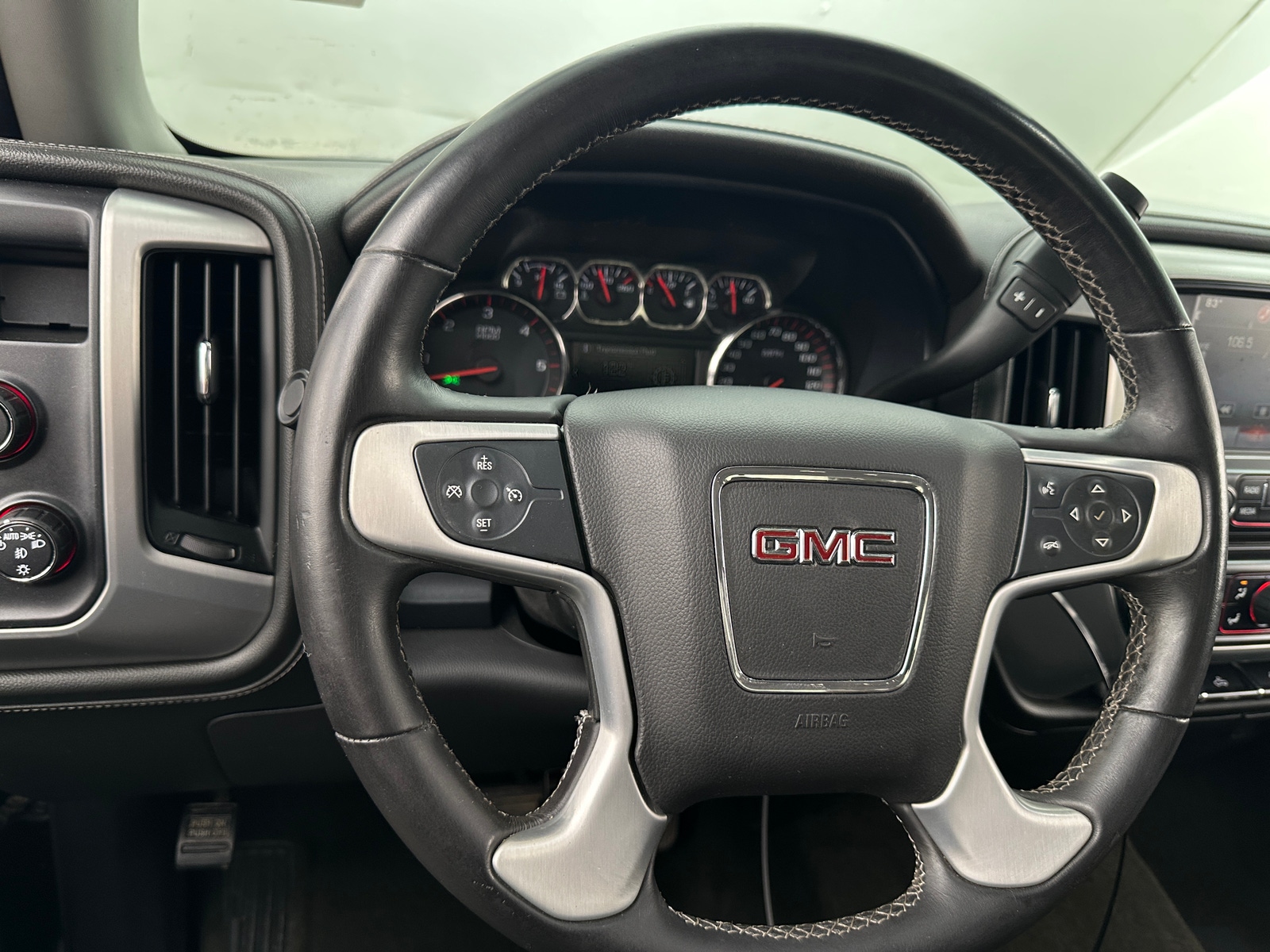 Thumbnail: 2015 GMC Sierra 1500 - 5