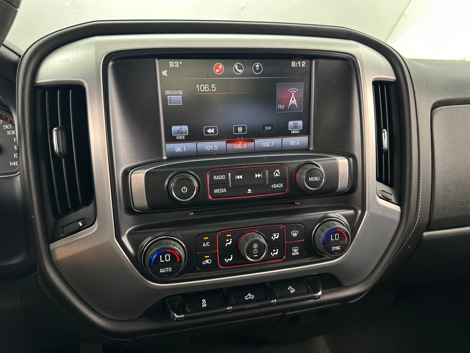 Thumbnail: 2015 GMC Sierra 1500 - 4