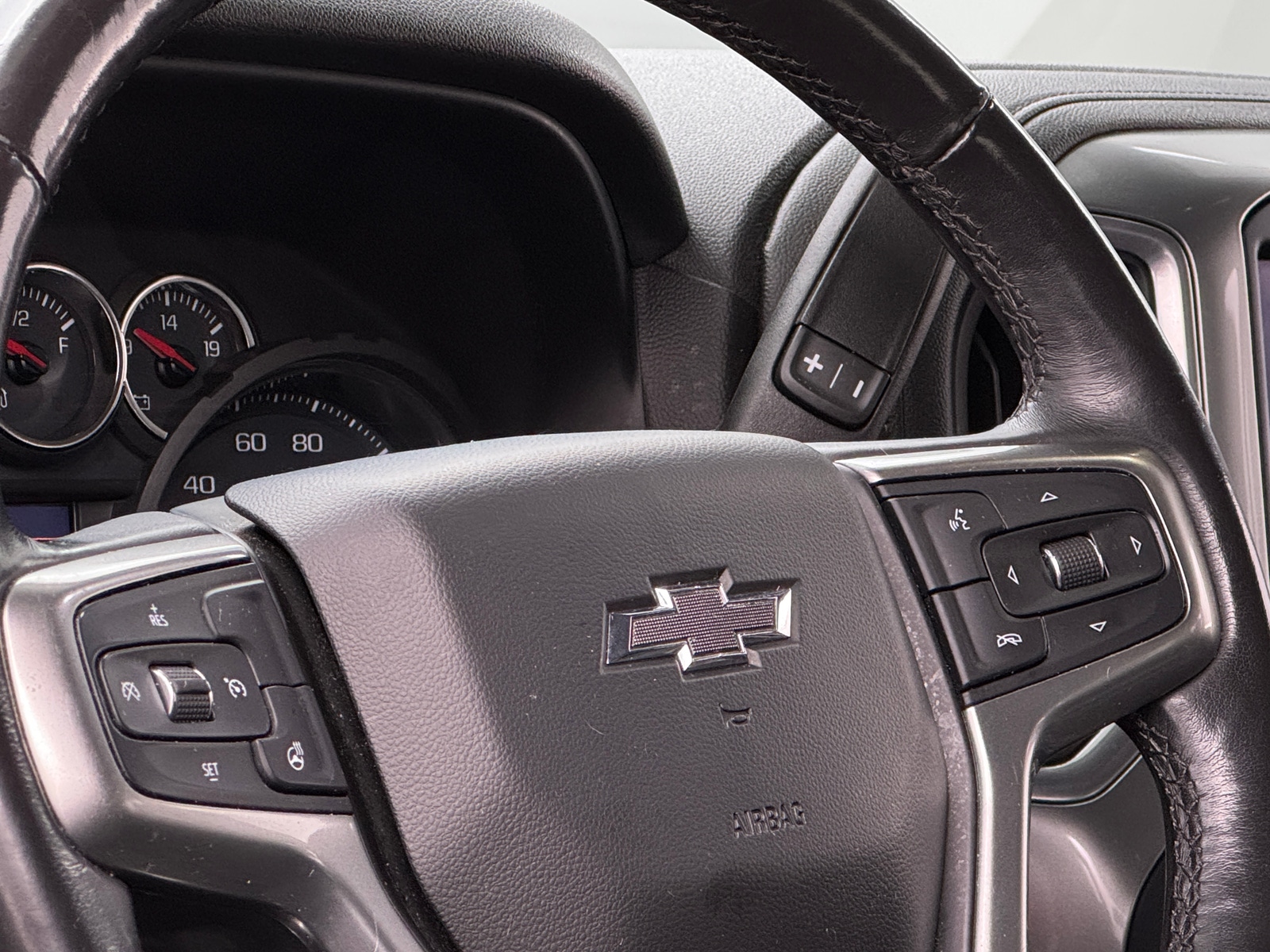Thumbnail: 2019 Chevrolet Silverado 1500 - 5