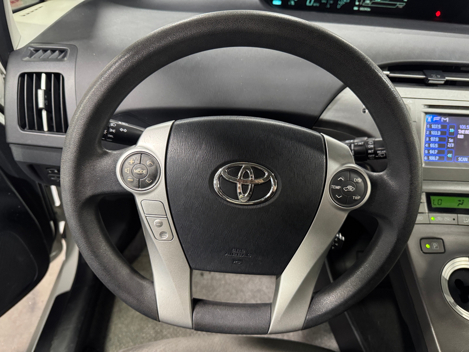 Thumbnail: 2014 Toyota Prius - 5