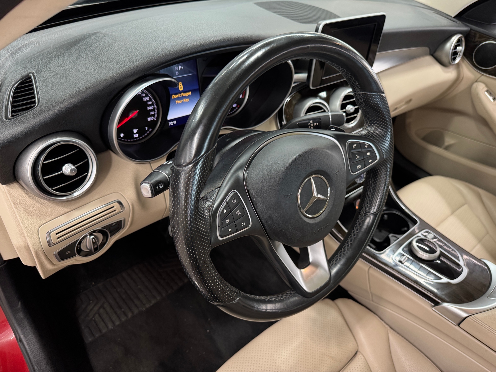 Thumbnail: 2017 Mercedes-Benz C-Class - 2
