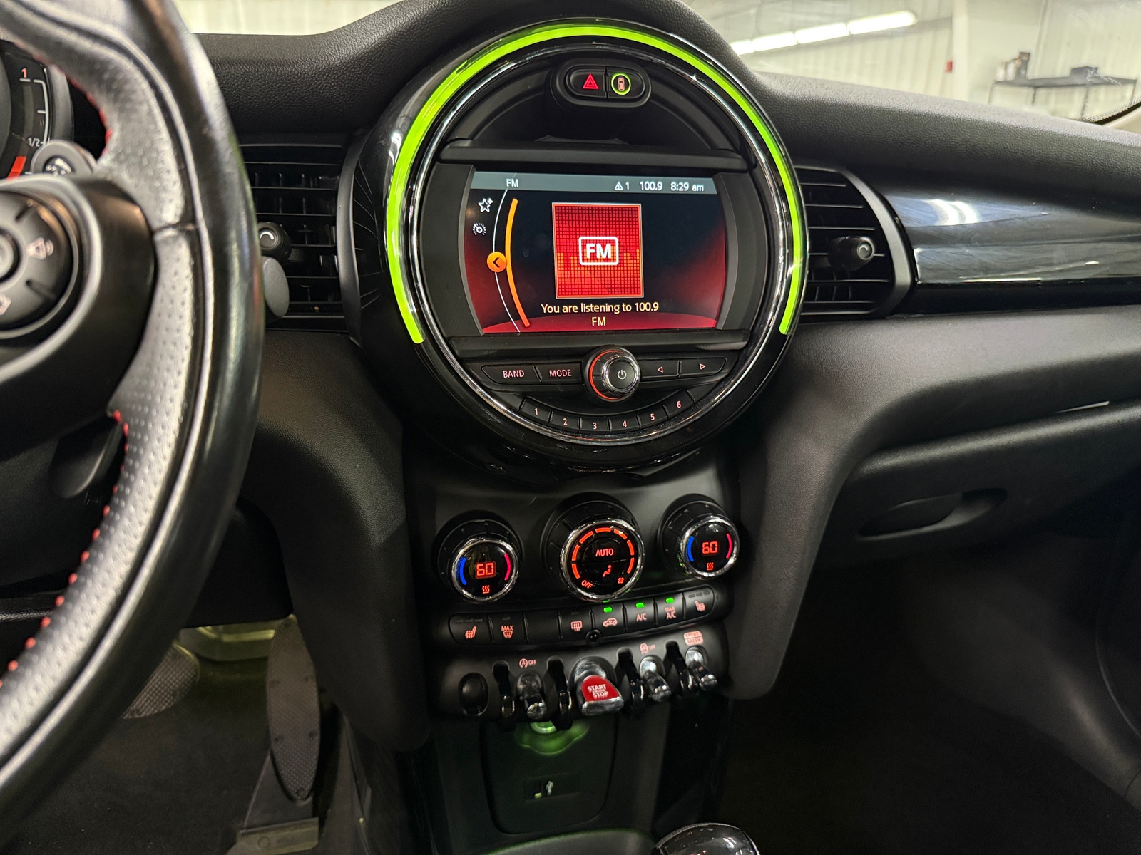 Thumbnail: 2020 MINI Cooper Hardtop - 3