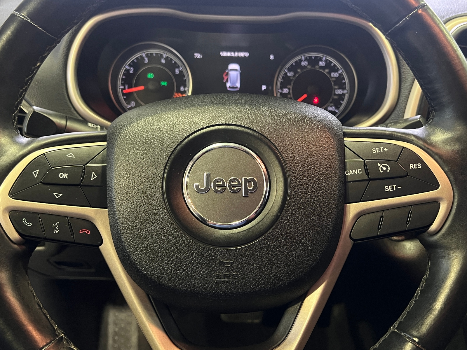 Thumbnail: 2015 Jeep Cherokee - 4