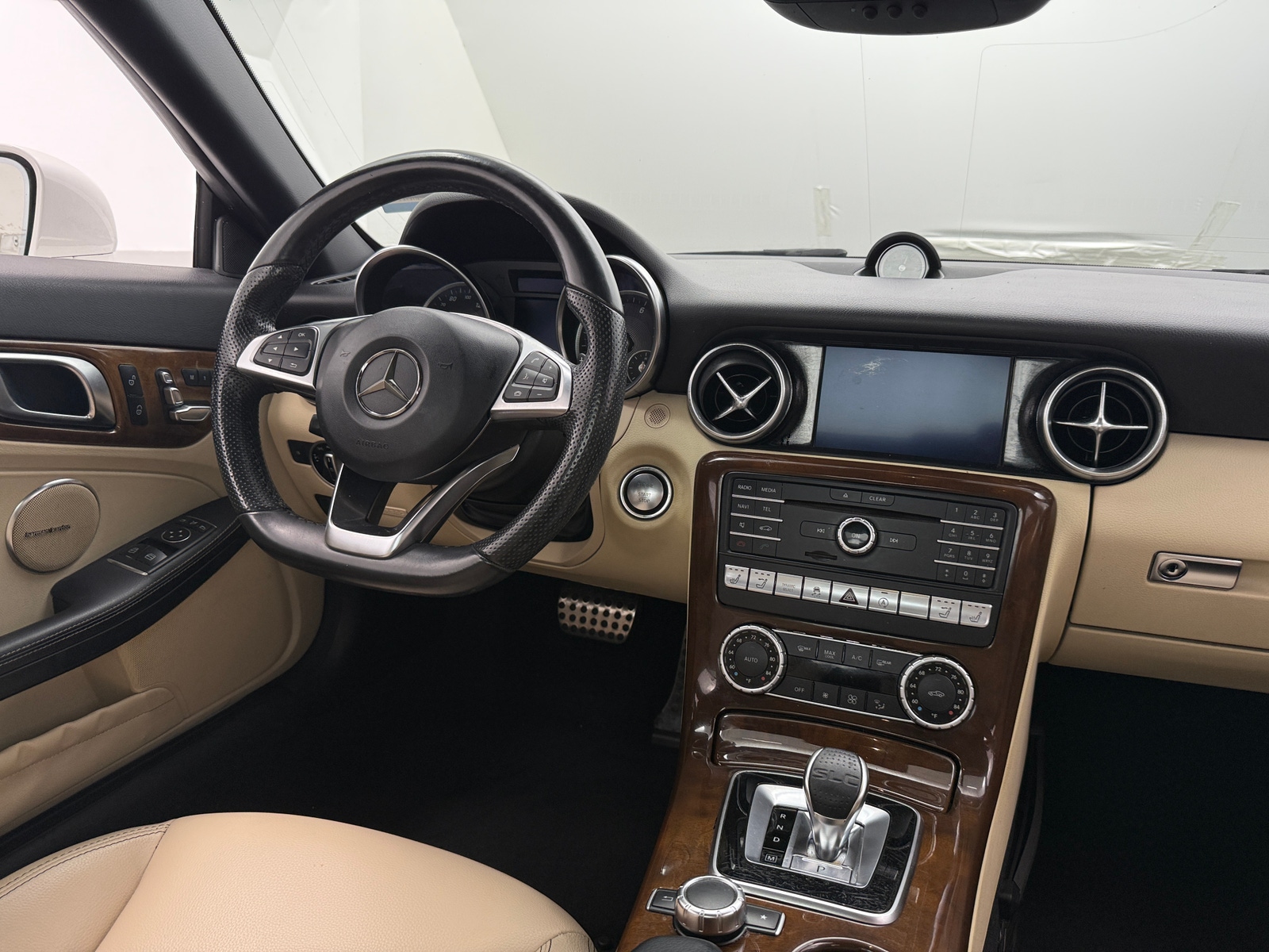 Thumbnail: 2017 Mercedes-Benz SLC - 2