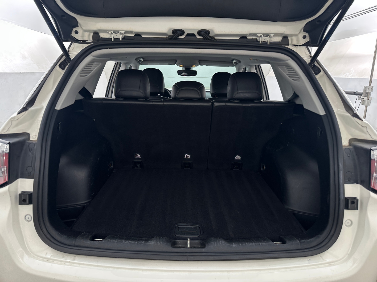 Thumbnail: 2018 Jeep Compass - 6