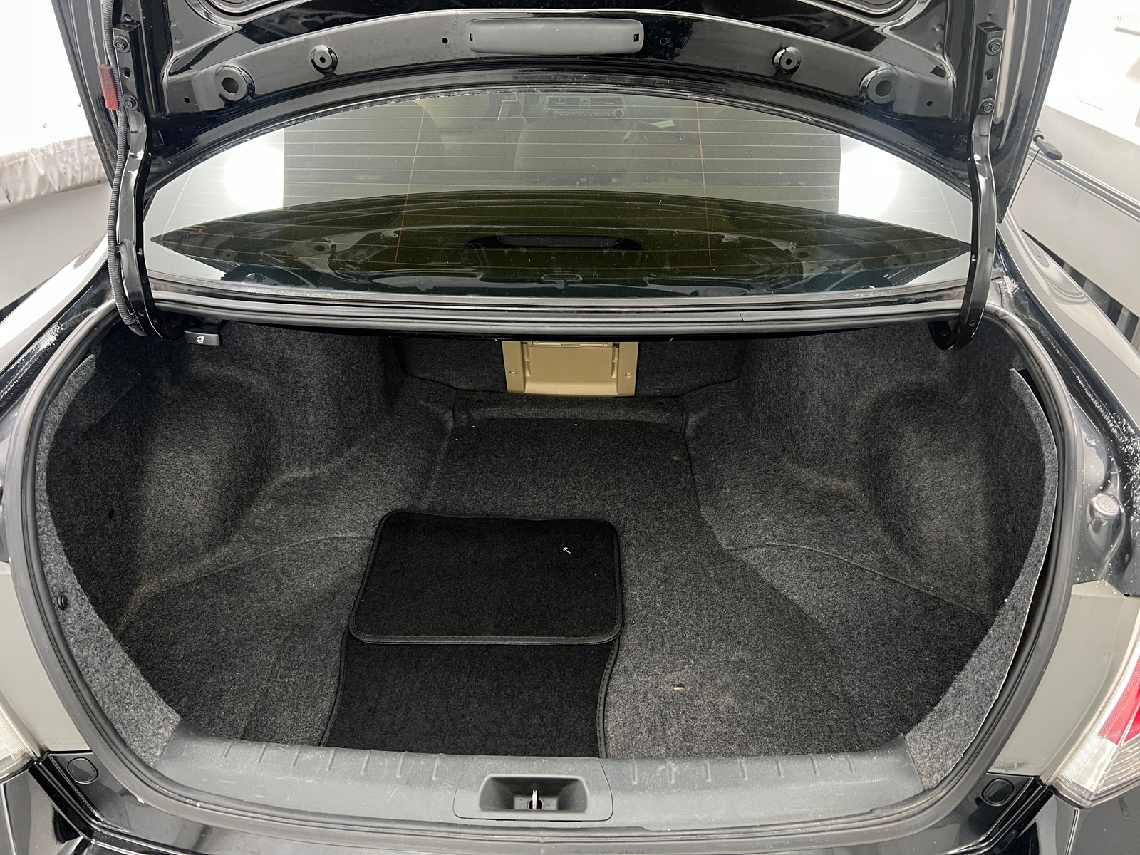 Thumbnail: 2012 Honda Accord - 6