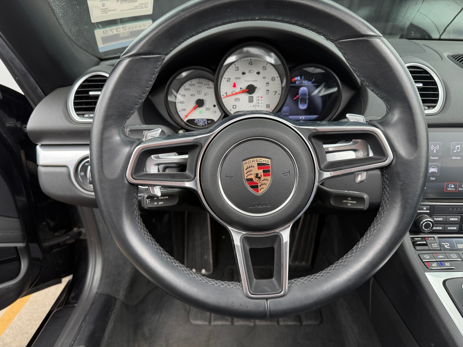 Thumbnail: 2017 Porsche 718 Boxster - 4