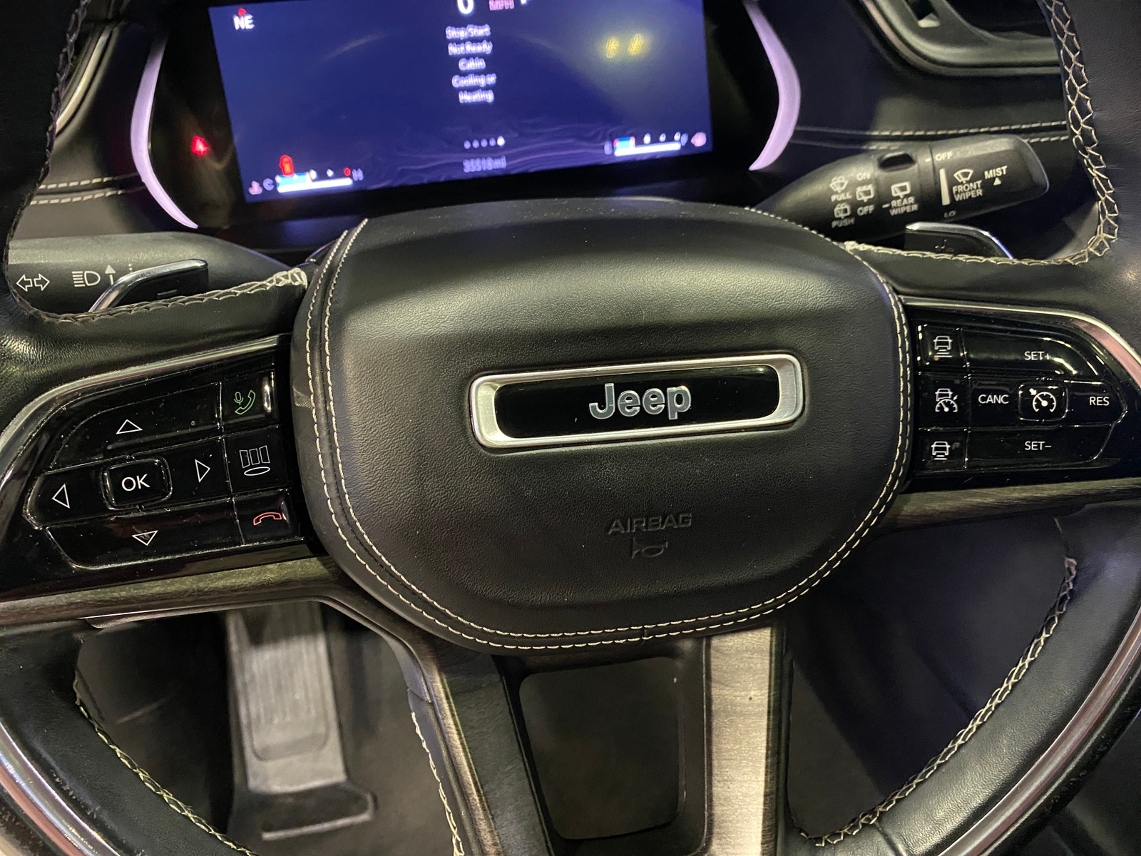Thumbnail: 2021 Jeep Grand Cherokee L - 4