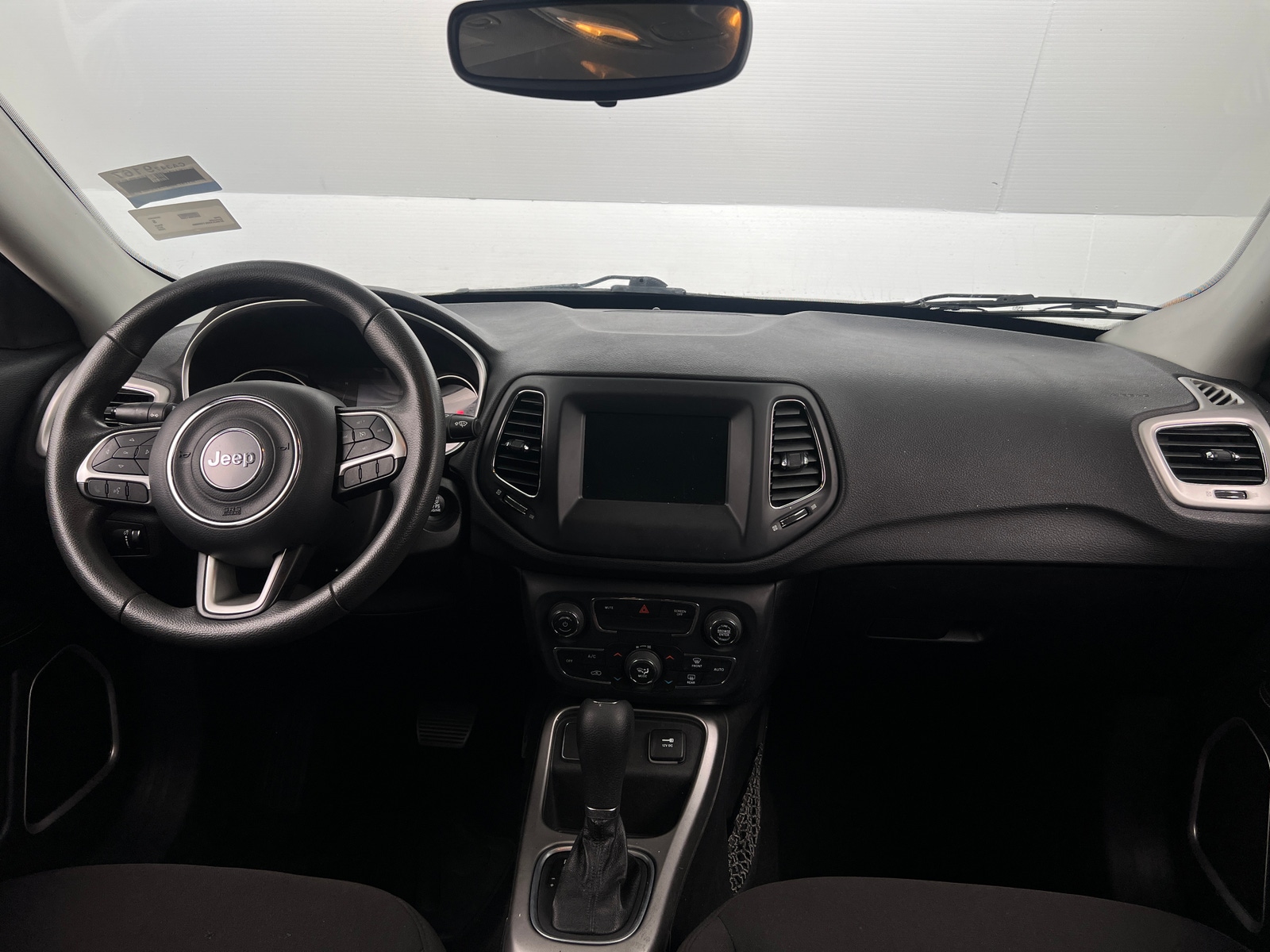 Thumbnail: 2020 Jeep Compass - 3