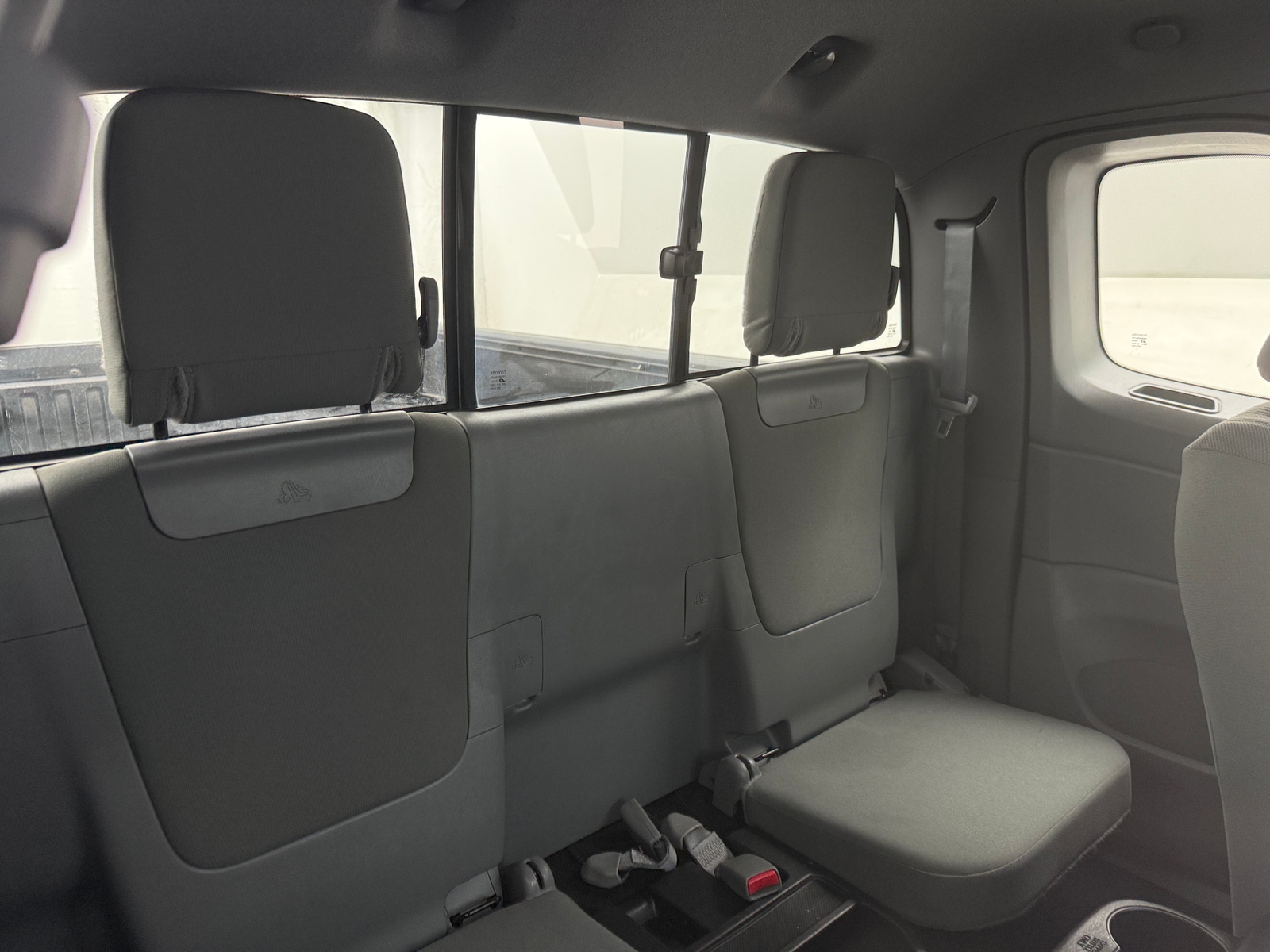 Thumbnail: 2015 Toyota Tacoma - 6