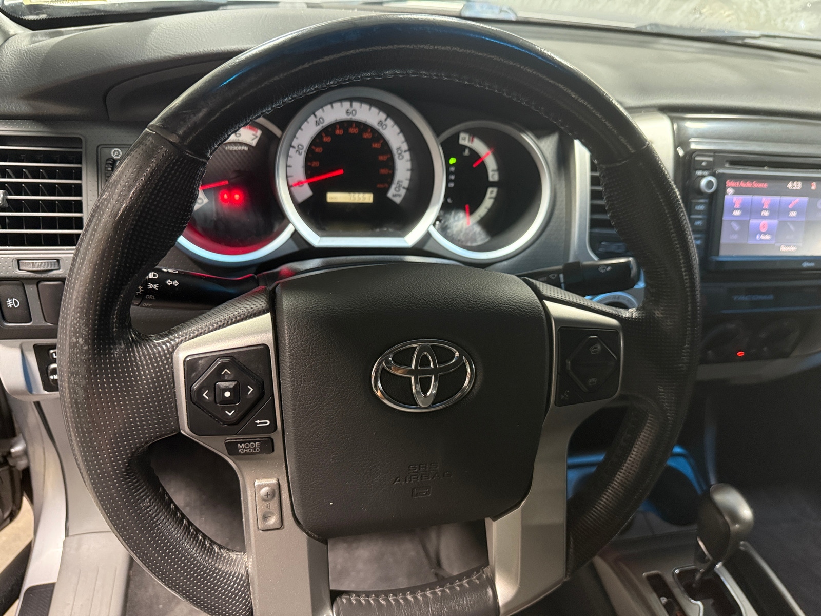 Thumbnail: 2015 Toyota Tacoma - 5