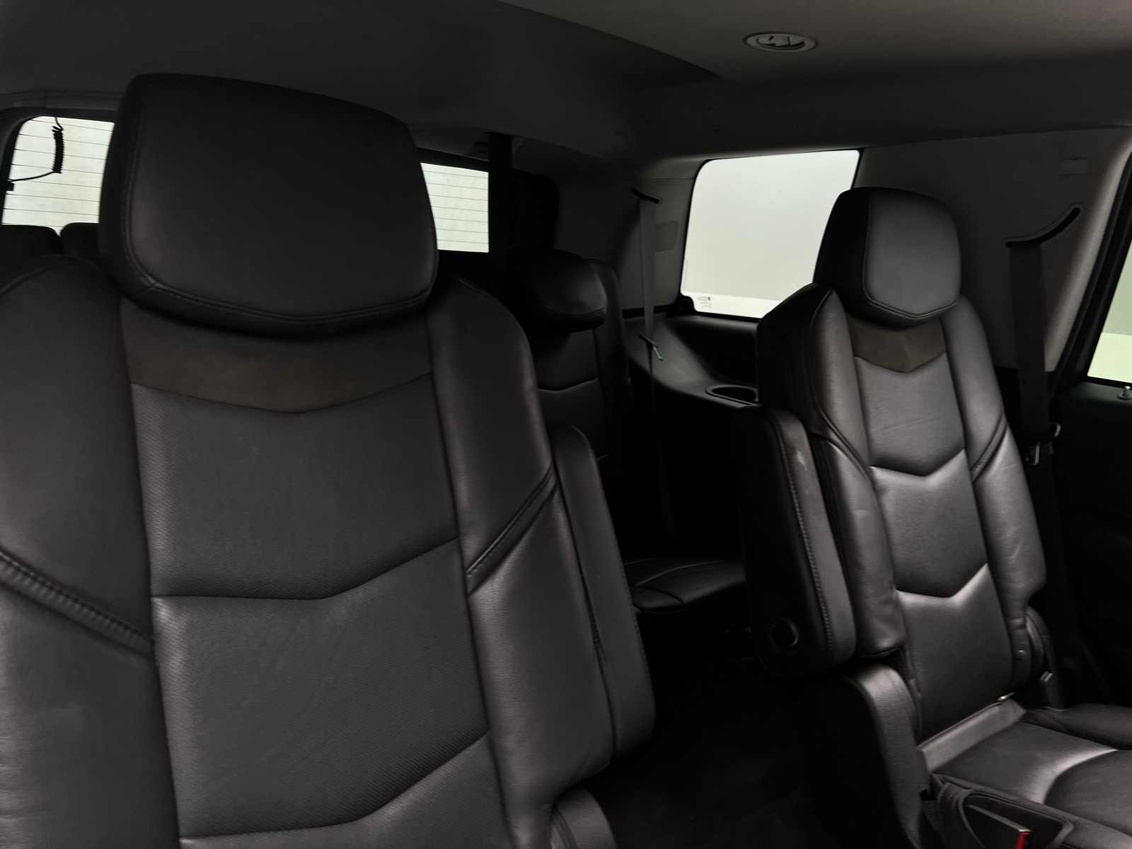 Thumbnail: 2016 Cadillac Escalade - 5