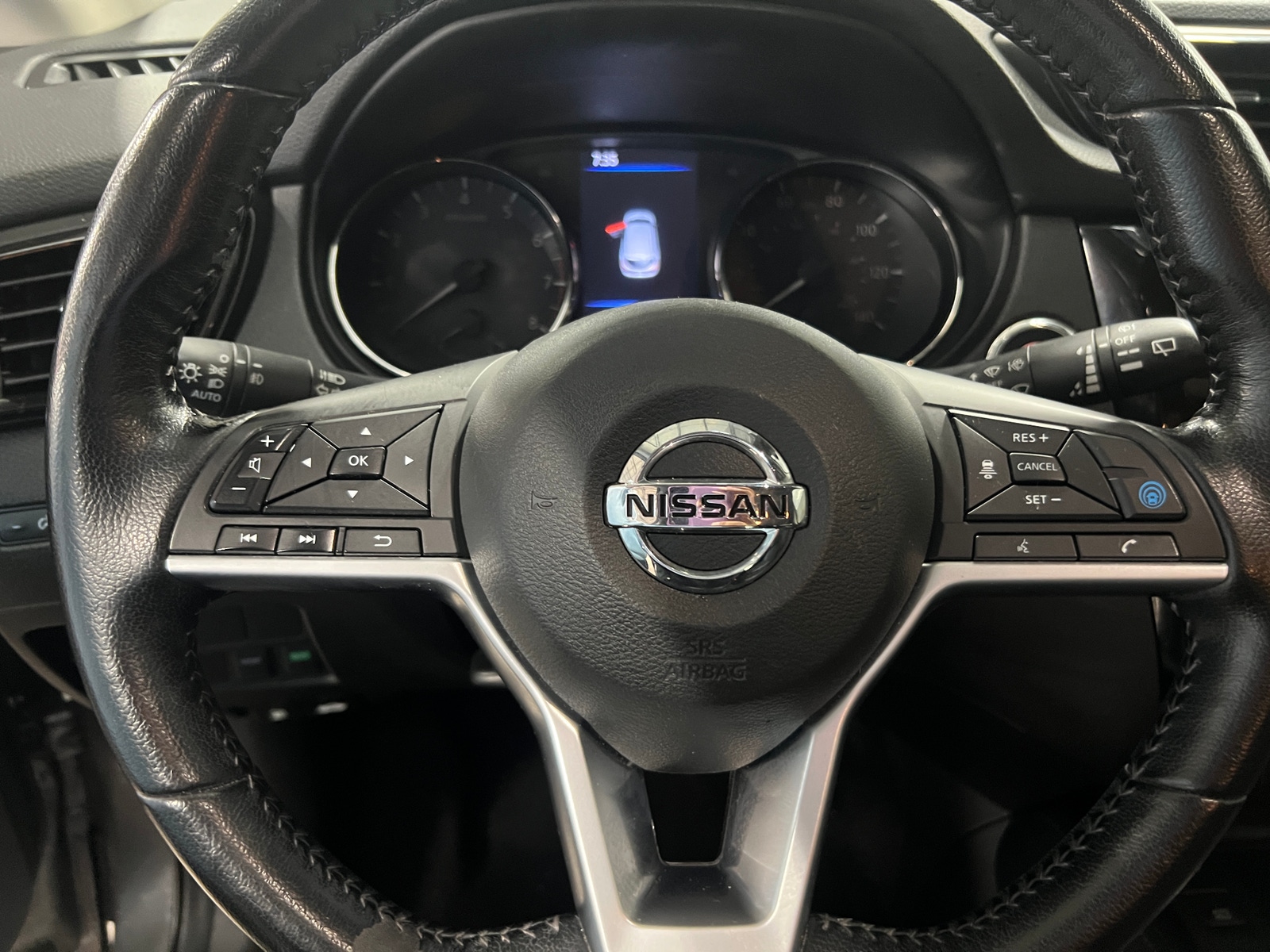Thumbnail: 2020 Nissan Rogue Sport - 5
