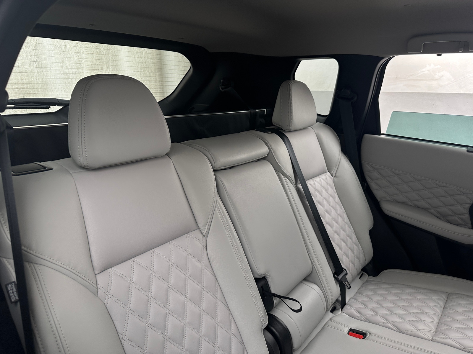 Thumbnail: 2023 Mitsubishi Outlander - 5