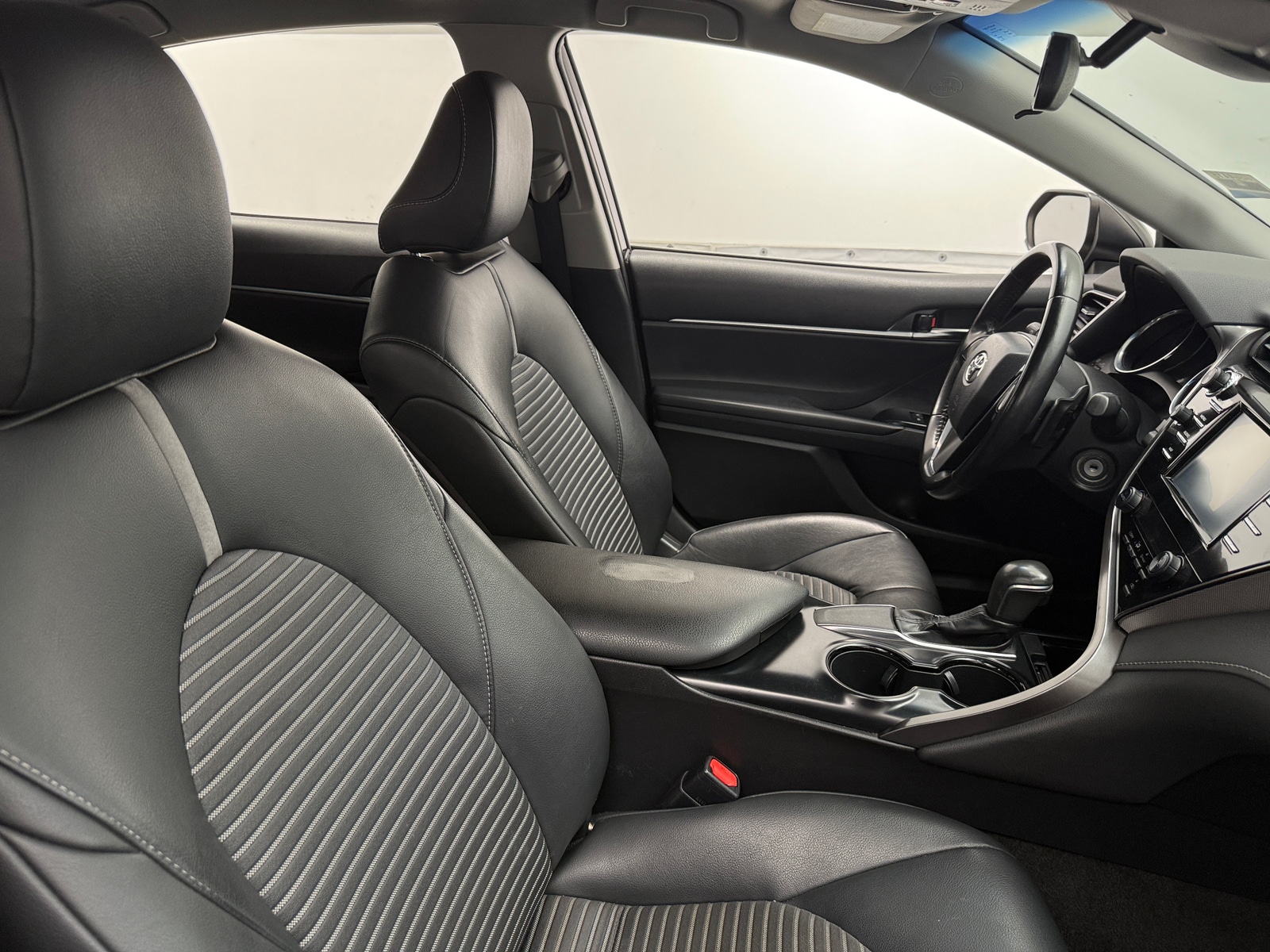 Thumbnail: 2019 Toyota Camry - 2