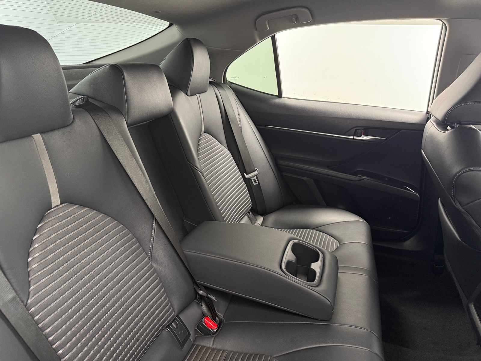 Thumbnail: 2019 Toyota Camry - 6