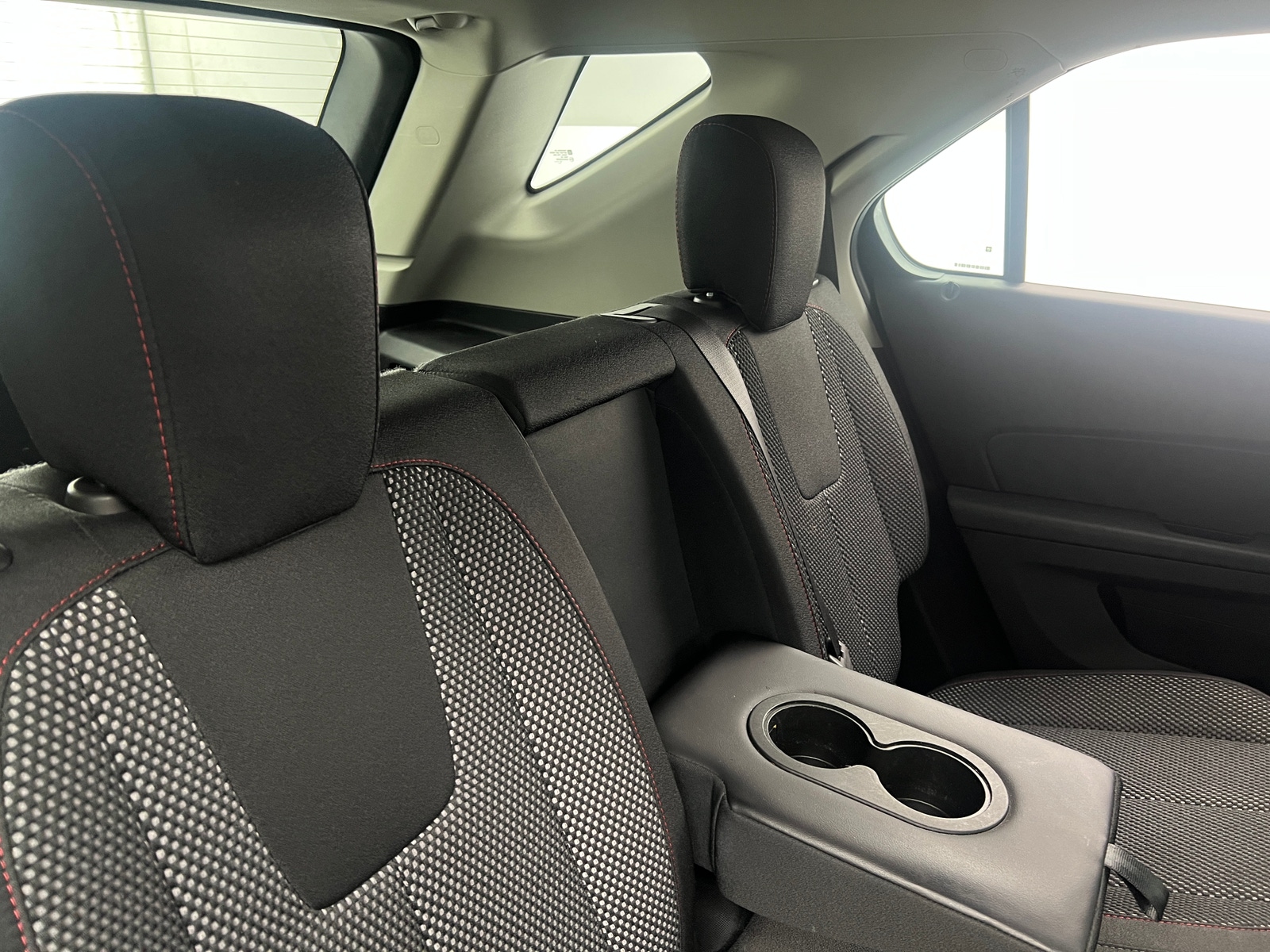 Thumbnail: 2017 Chevrolet Equinox - 6