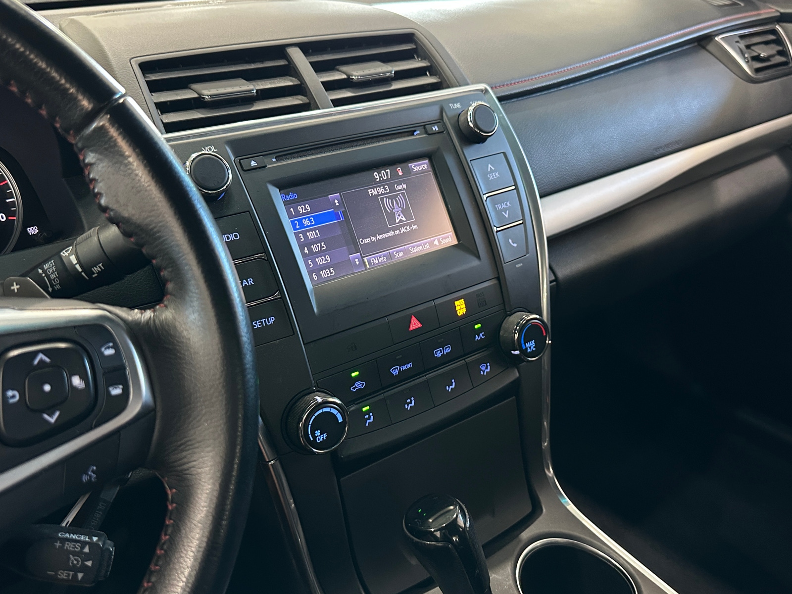 Thumbnail: 2016 Toyota Camry - 3