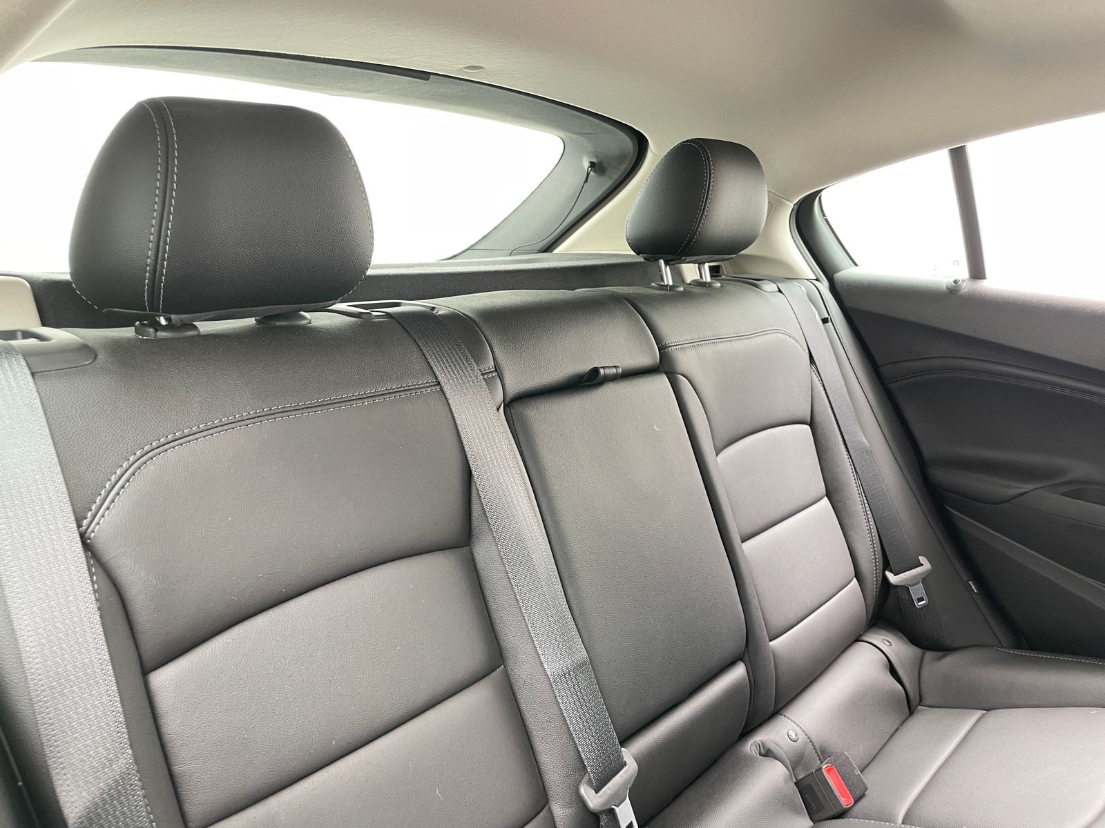Thumbnail: 2018 Chevrolet Cruze - 5