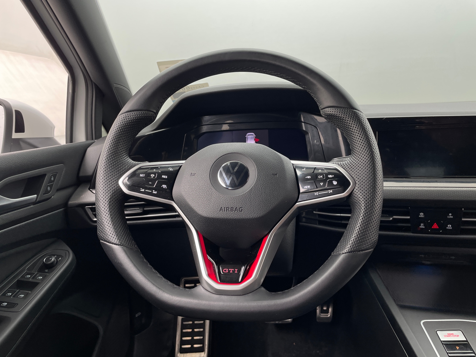 Thumbnail: 2022 Volkswagen Golf - 5