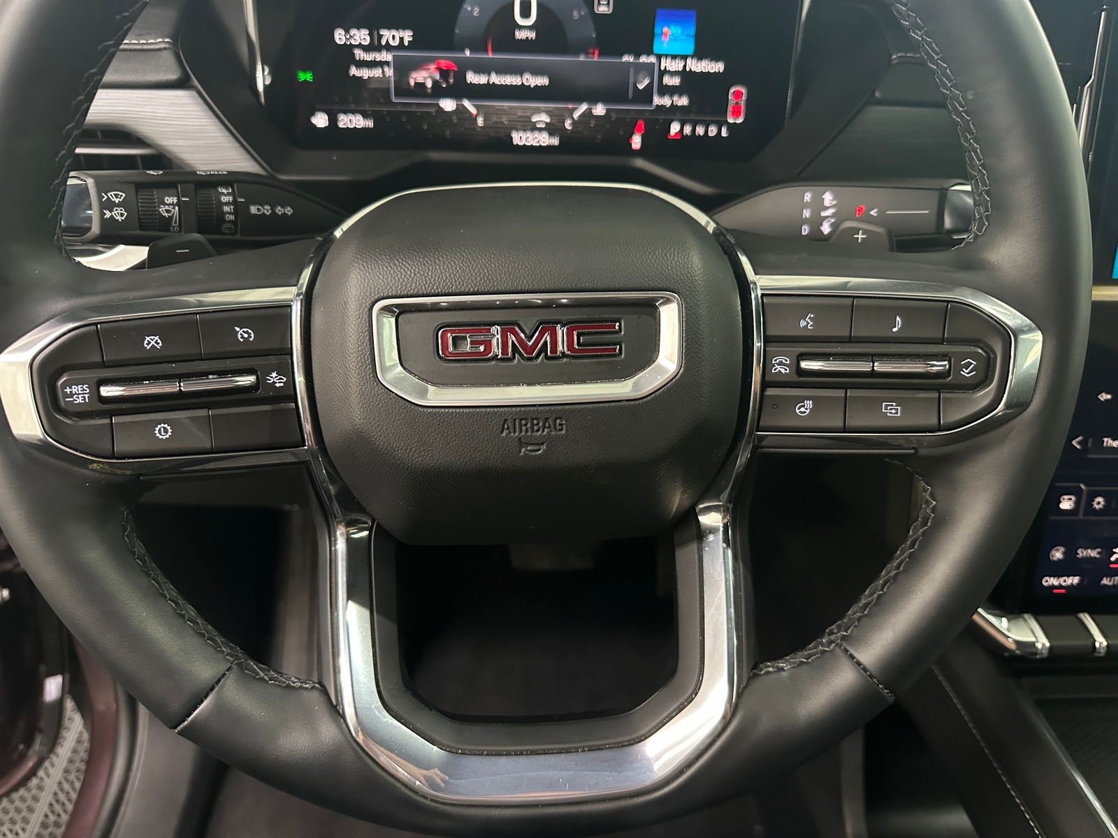 Thumbnail: 2025 GMC Acadia - 5