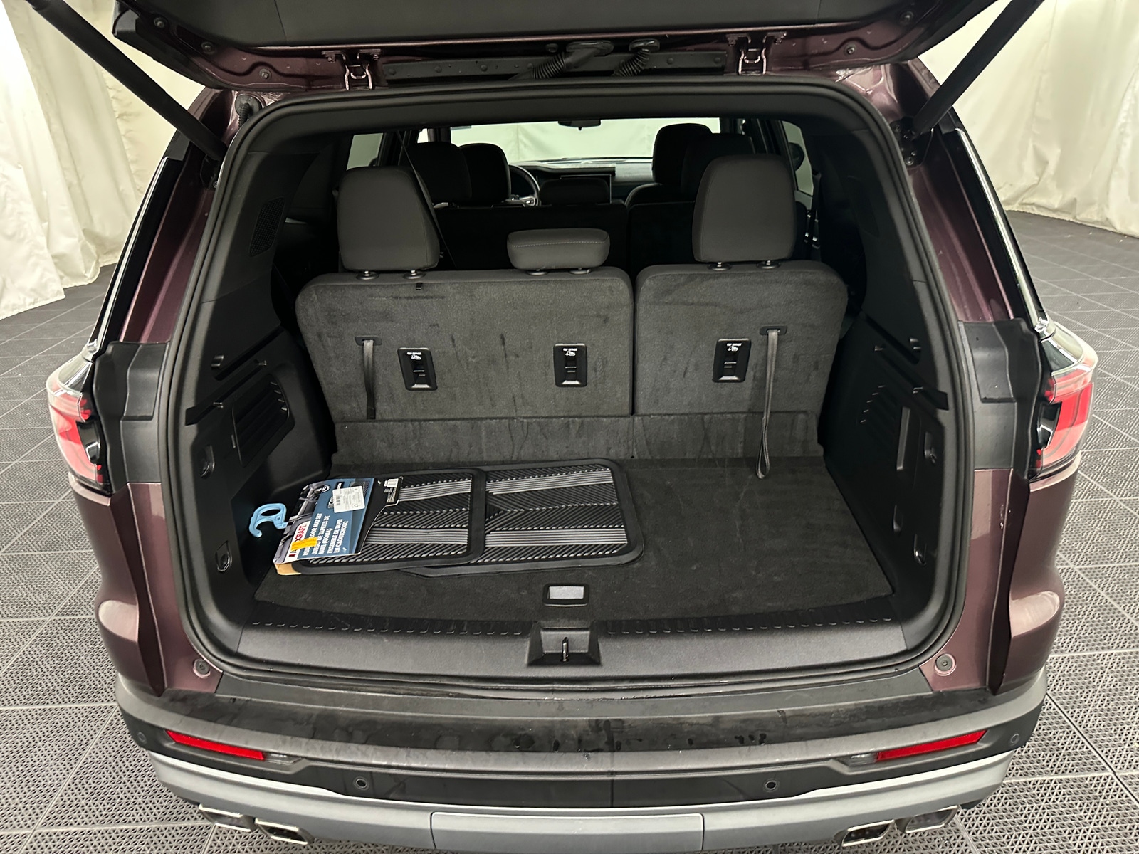 Thumbnail: 2025 GMC Acadia - 7