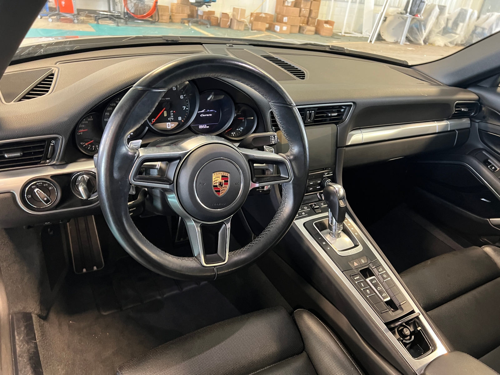 Thumbnail: 2018 Porsche 911 - 2