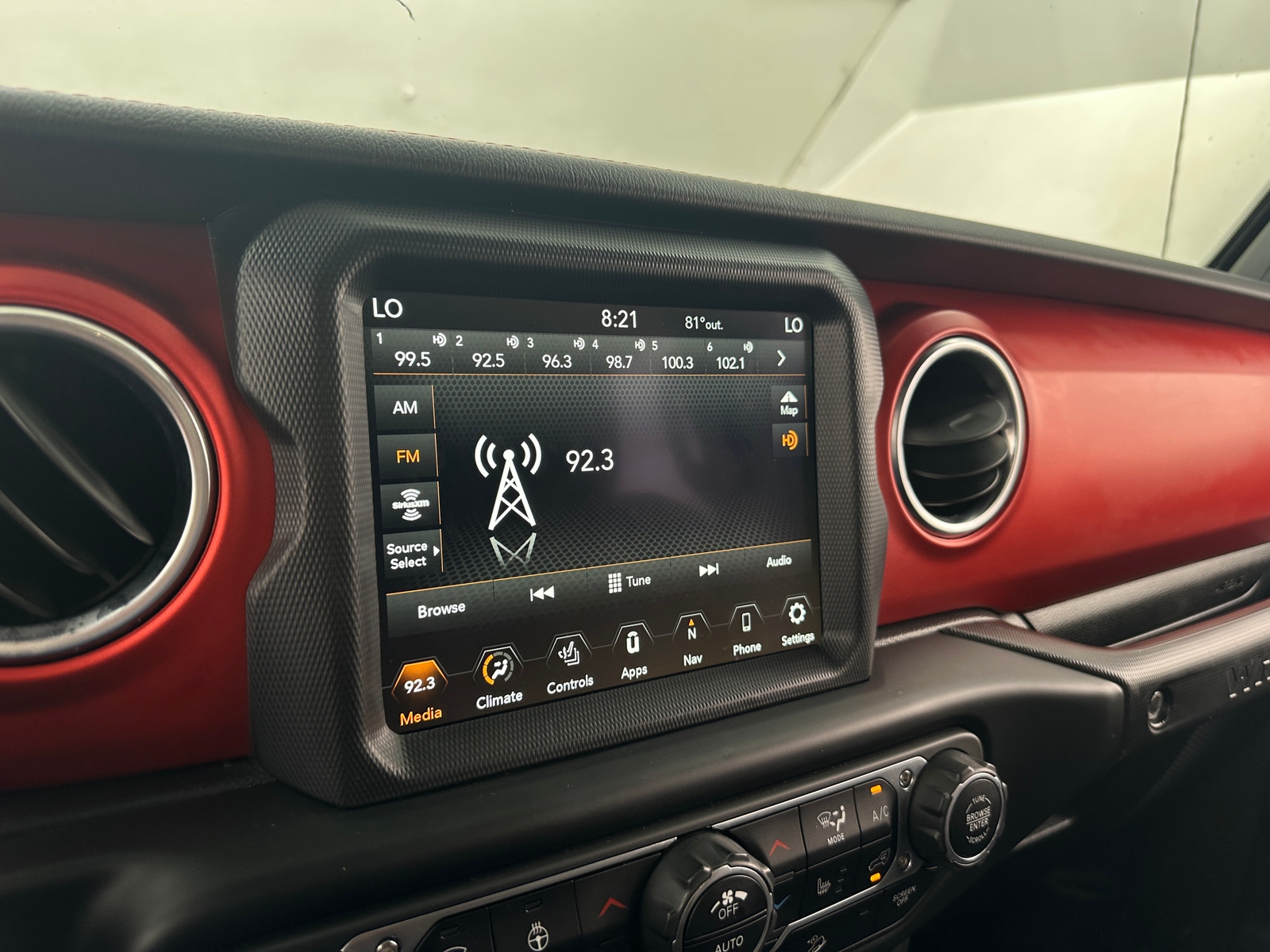Thumbnail: 2020 Jeep Wrangler - 3