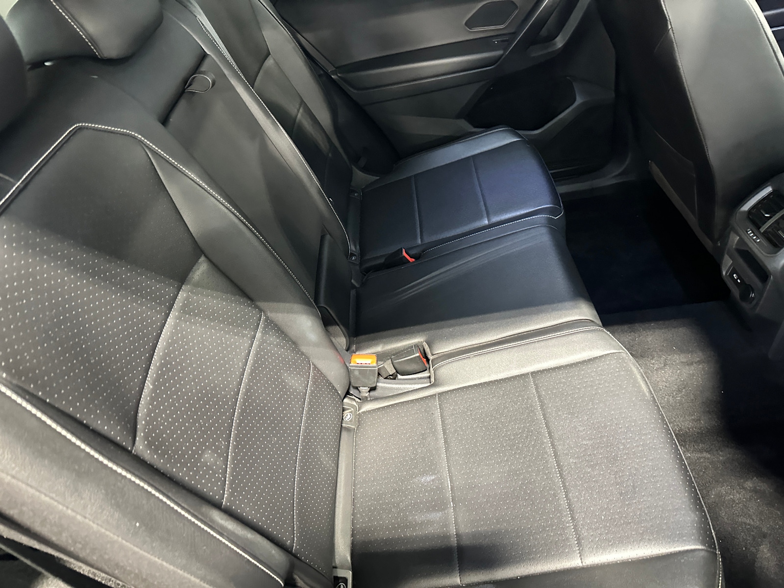 Thumbnail: 2021 Volkswagen Tiguan - 5