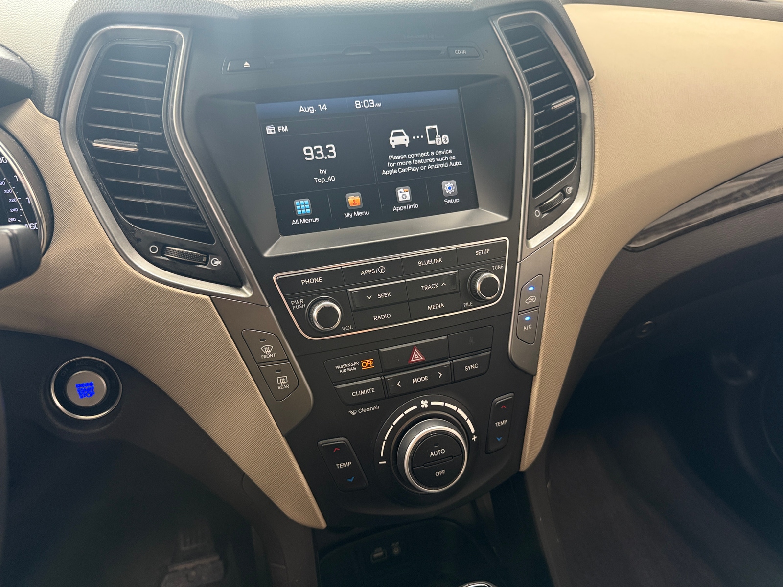 Thumbnail: 2017 Hyundai Santa Fe - 3