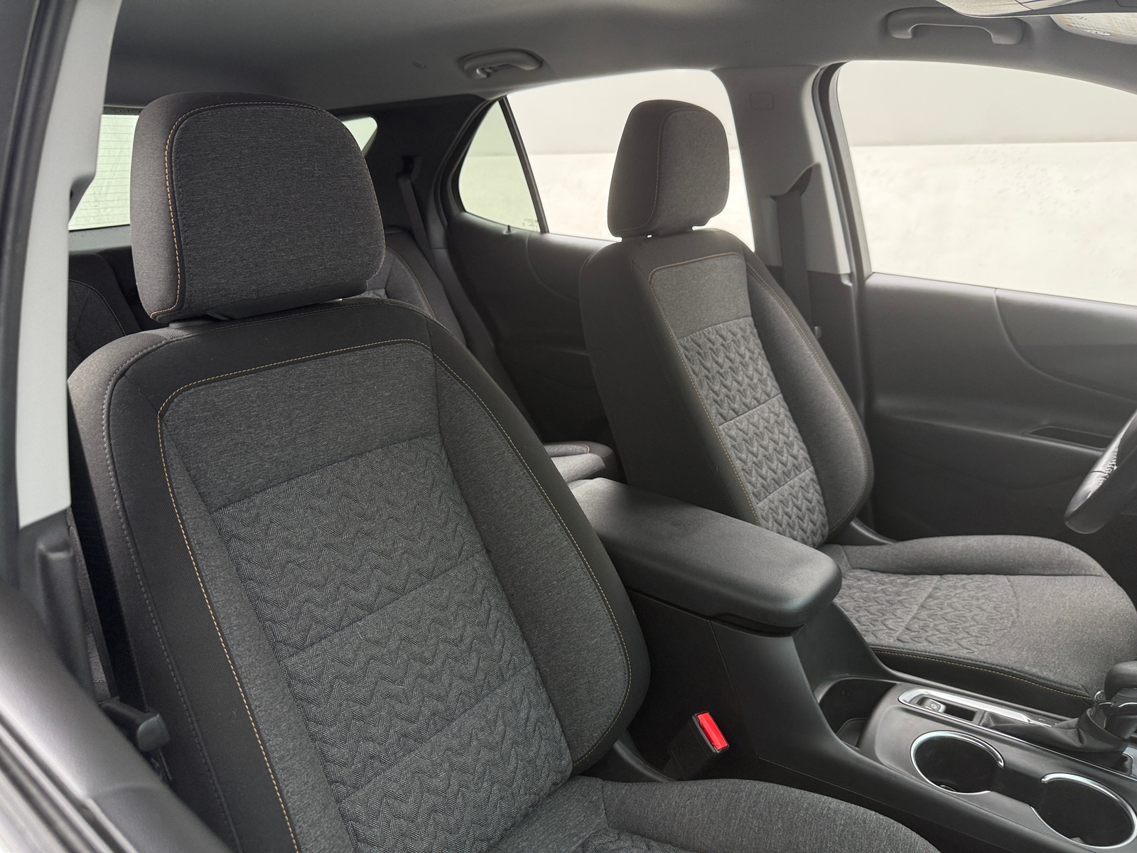 Thumbnail: 2022 Chevrolet Equinox - 2