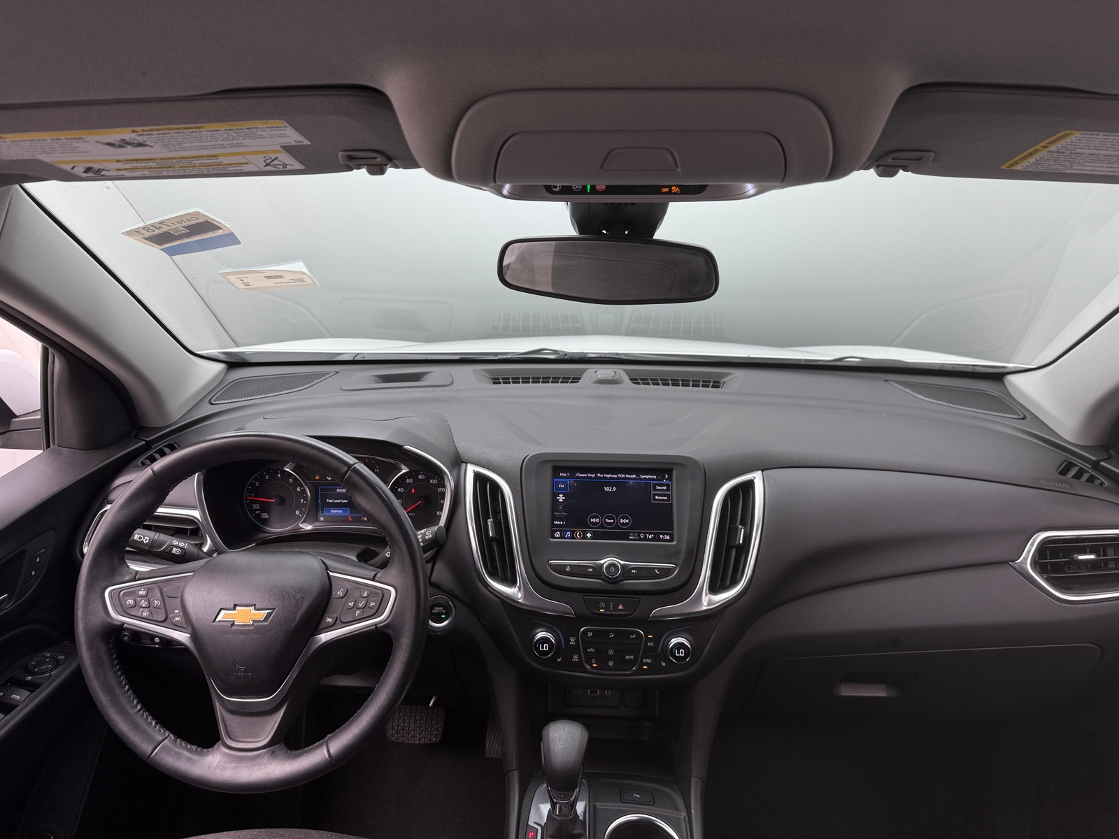 Thumbnail: 2022 Chevrolet Equinox - 3
