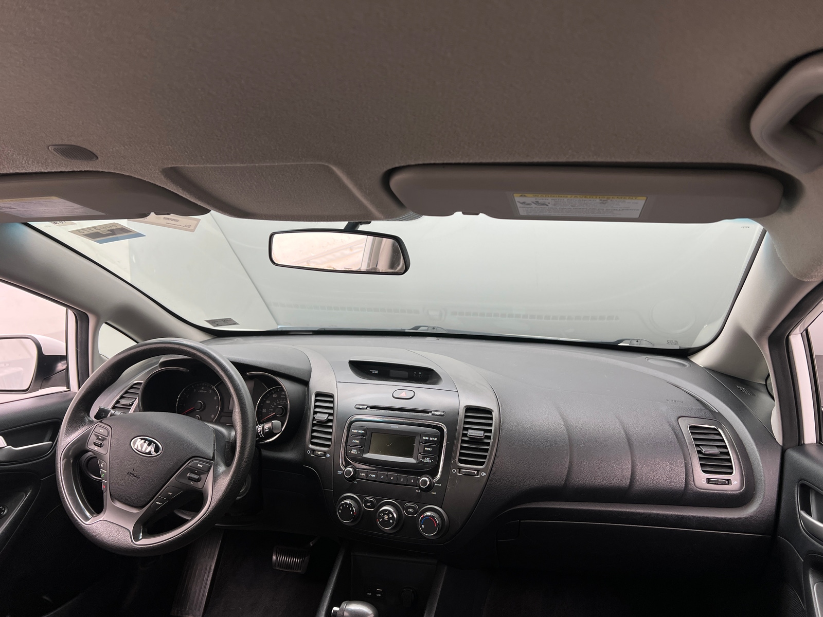 Thumbnail: 2017 Kia Forte - 3
