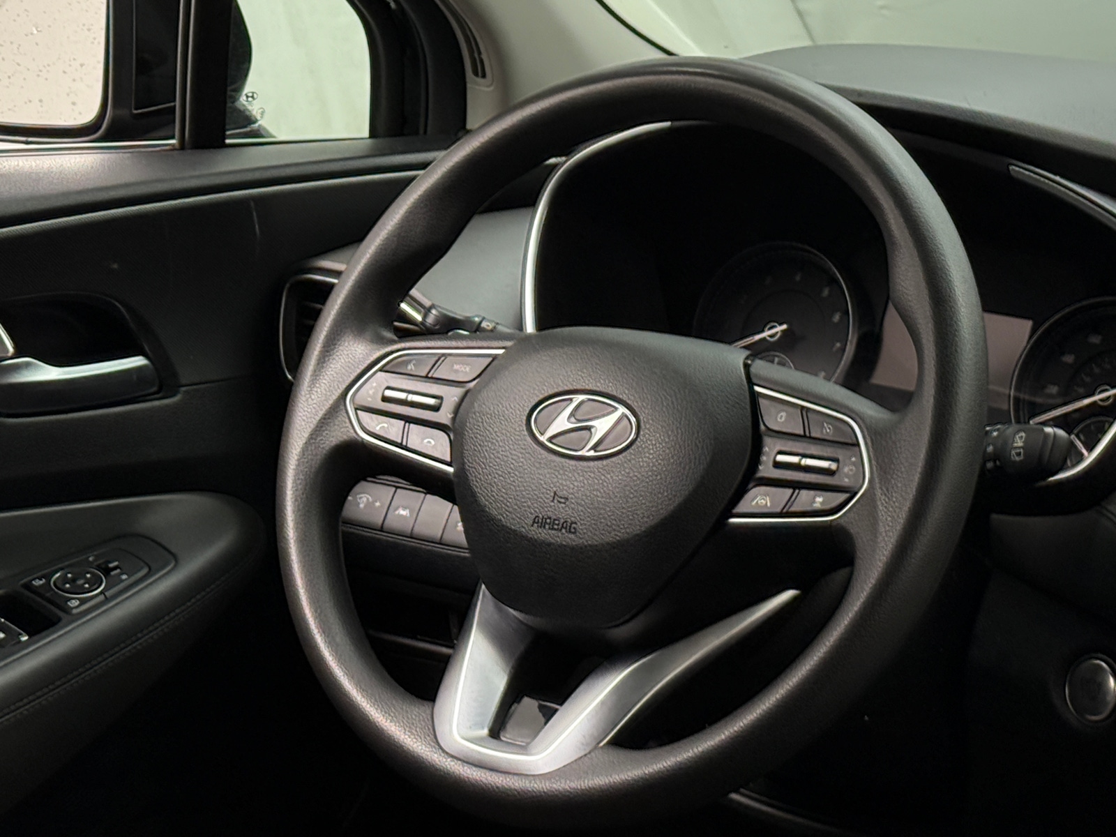 Thumbnail: 2022 Hyundai Santa Fe - 5