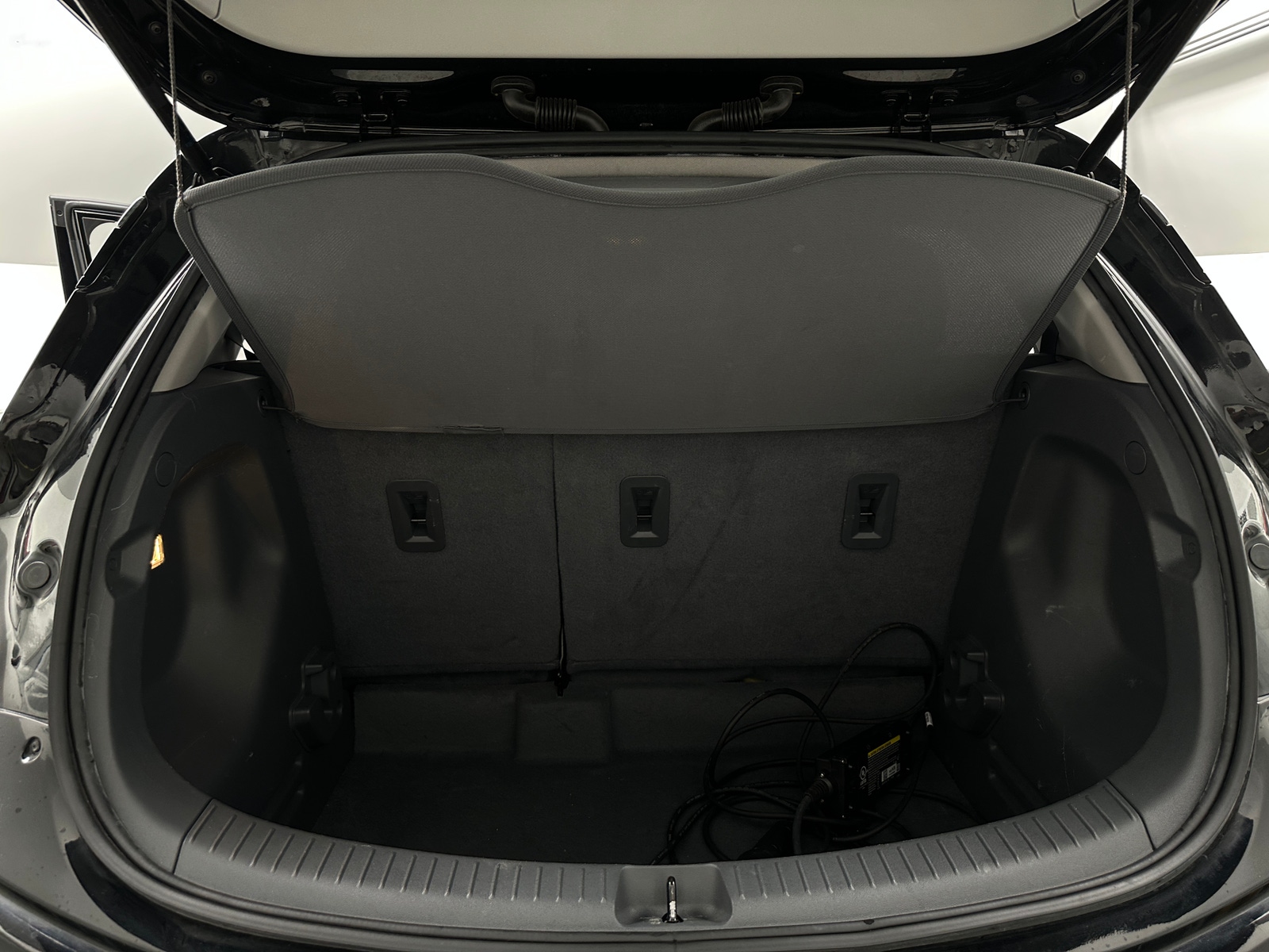 Thumbnail: 2019 Chevrolet Bolt EV - 6
