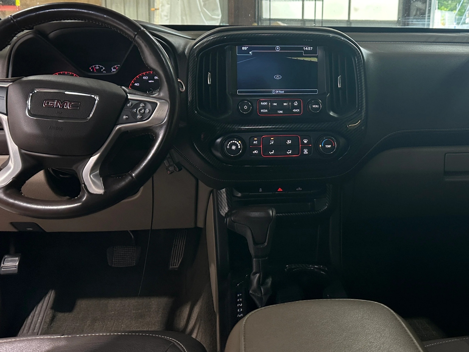 Thumbnail: 2016 GMC Canyon - 3