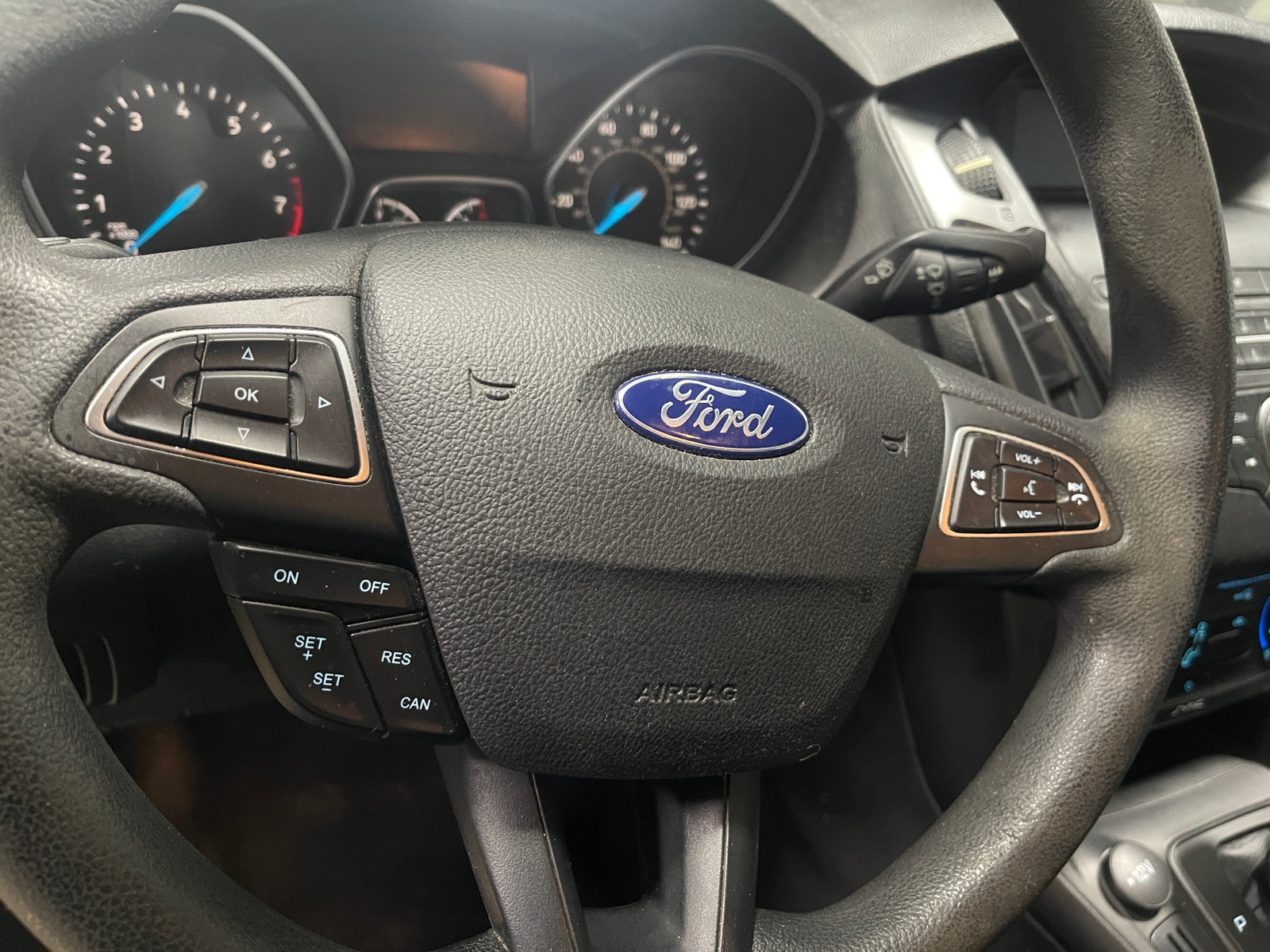 Thumbnail: 2018 Ford Focus - 5