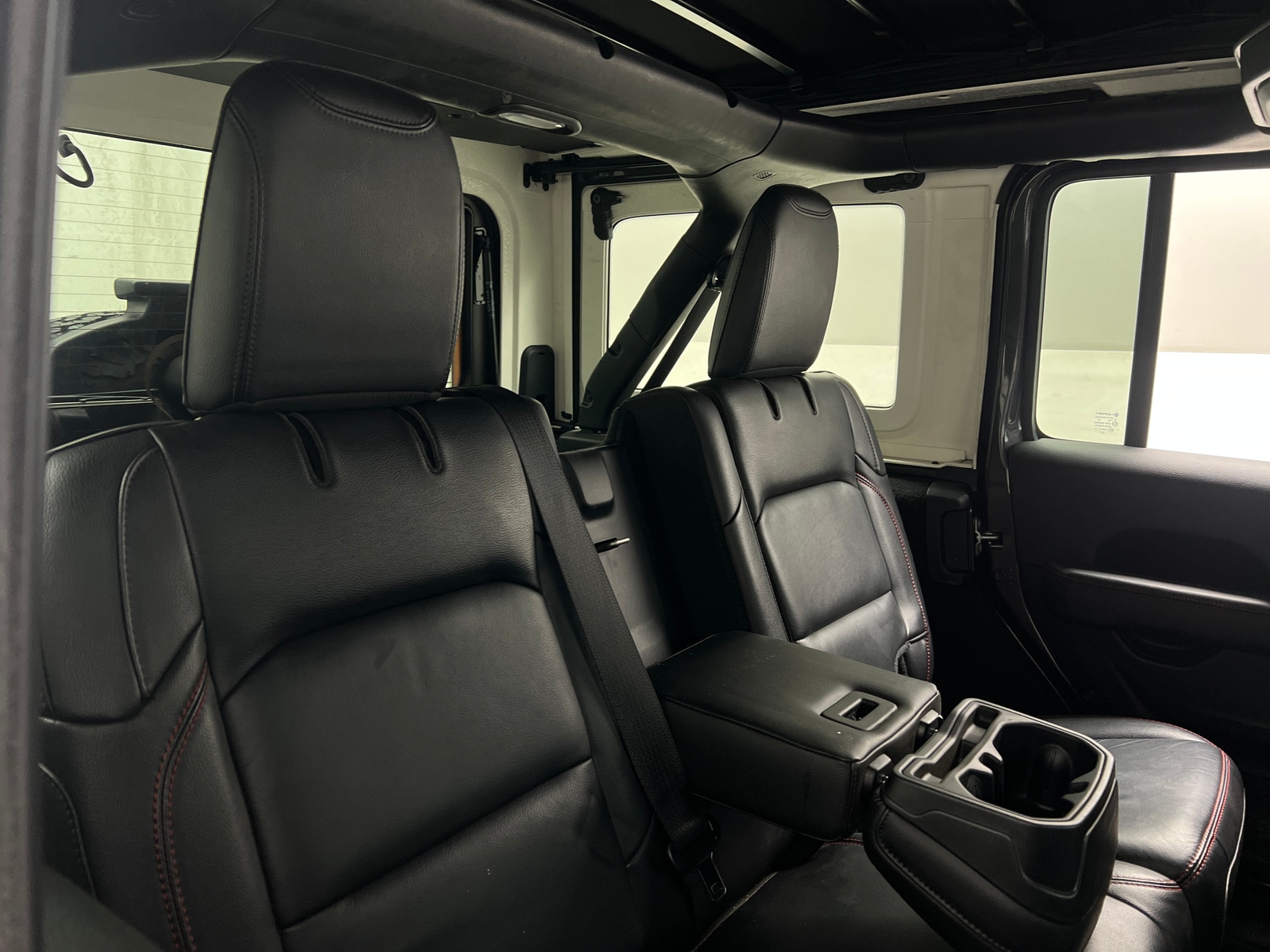 Thumbnail: 2021 Jeep Wrangler - 5