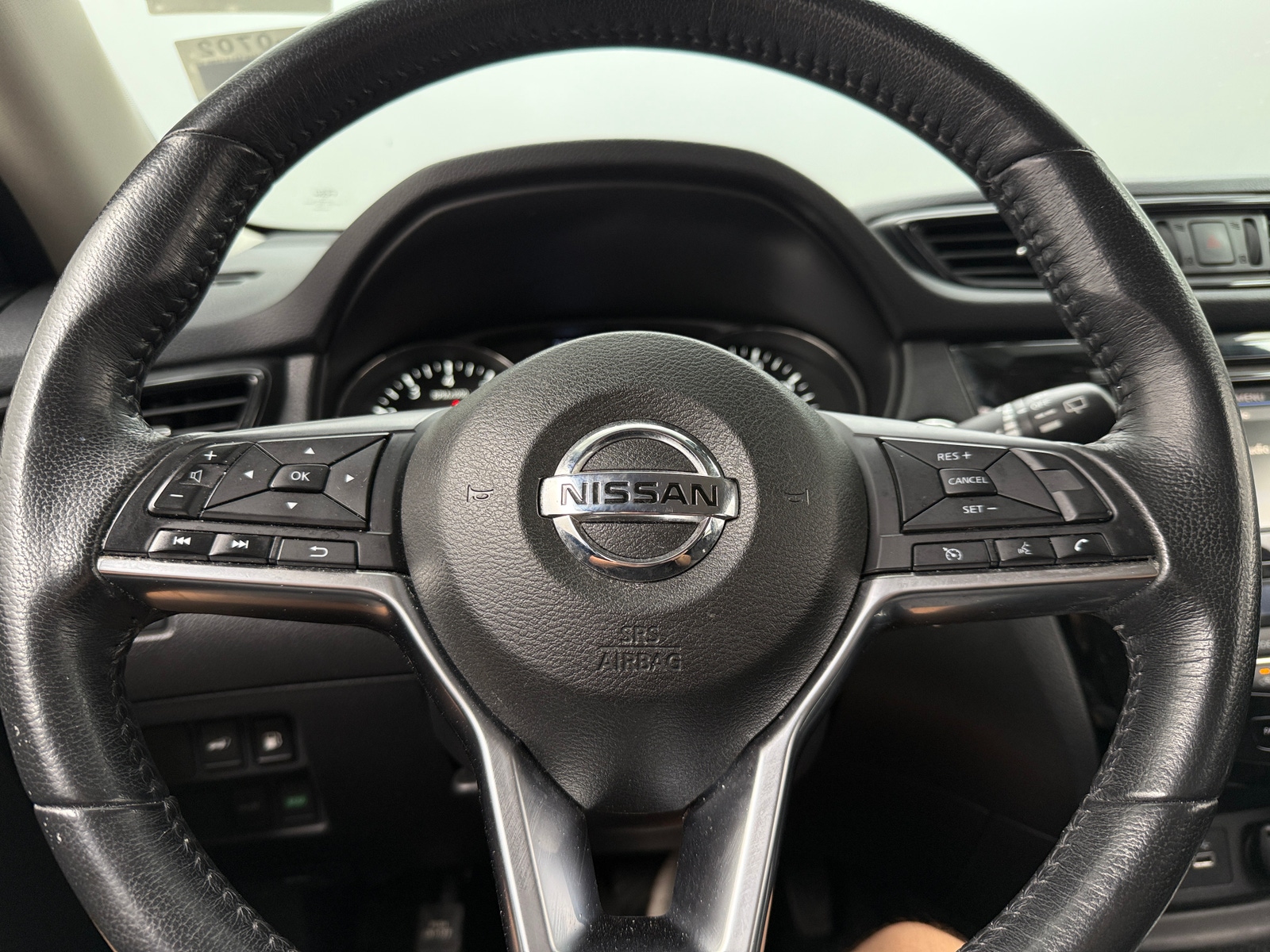 Thumbnail: 2018 Nissan Rogue - 5